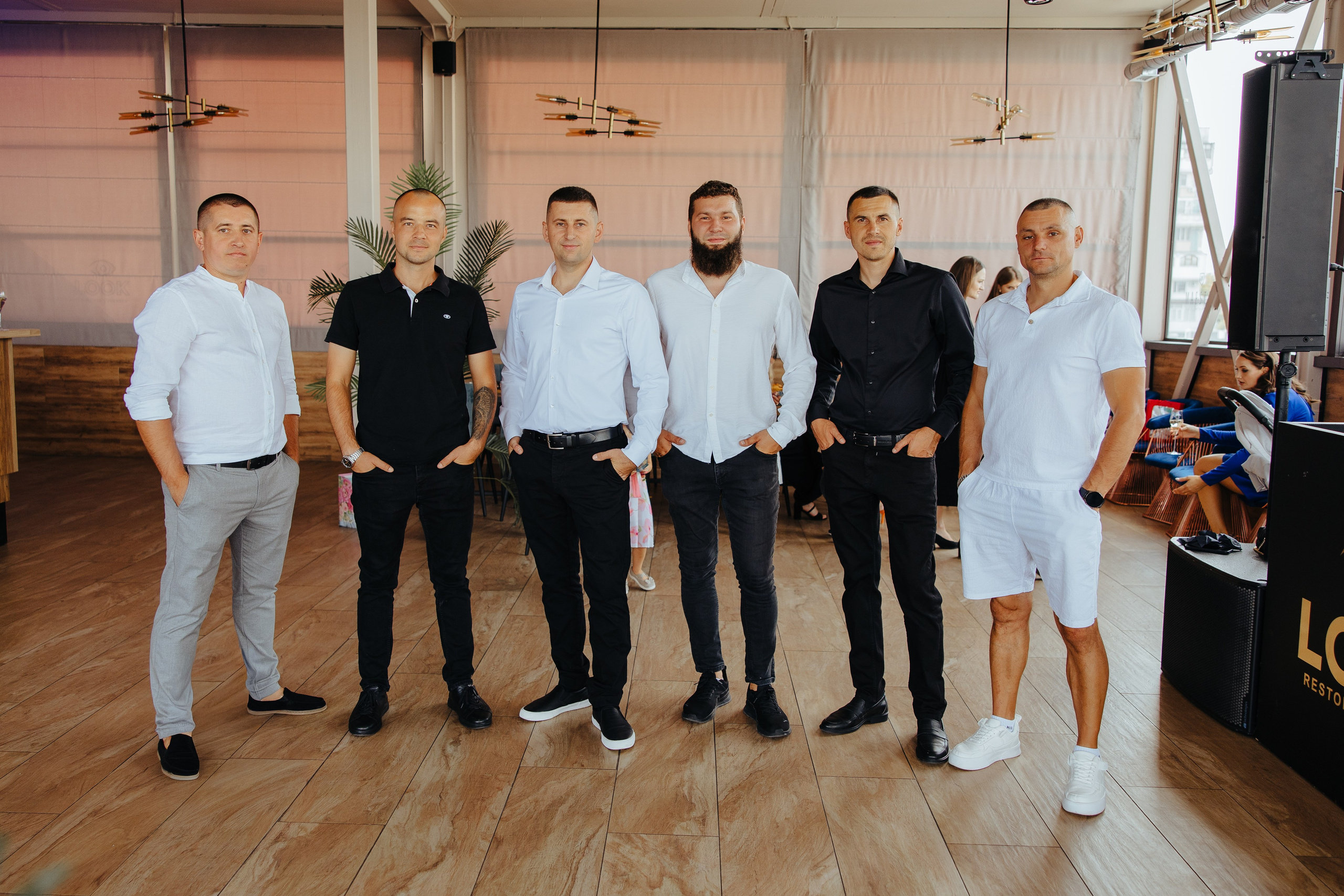 Nicoleta. Fotograf de nuntă și evenimente private!