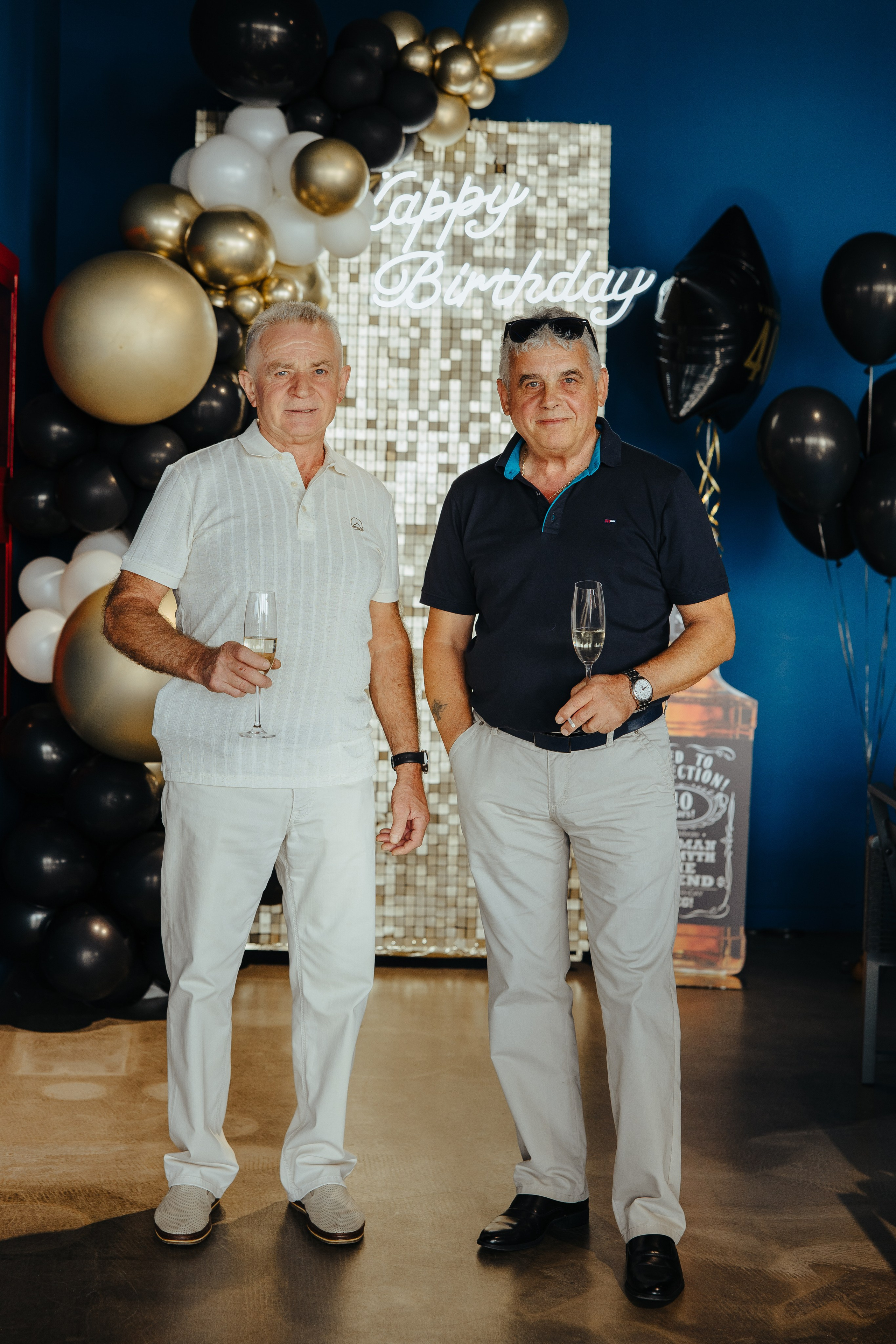 Oleg 40 ani. Fotograf de nuntă și evenimente private!