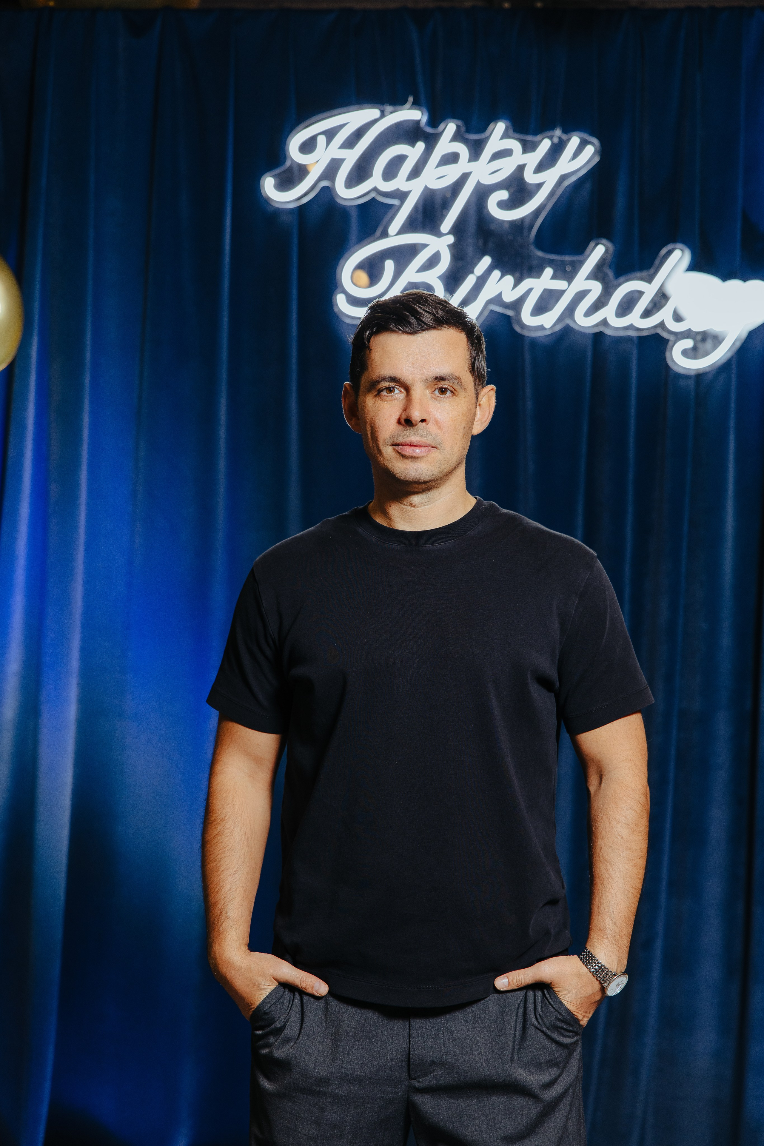 Mihai 40 ani. Fotograf de nuntă și evenimente private!