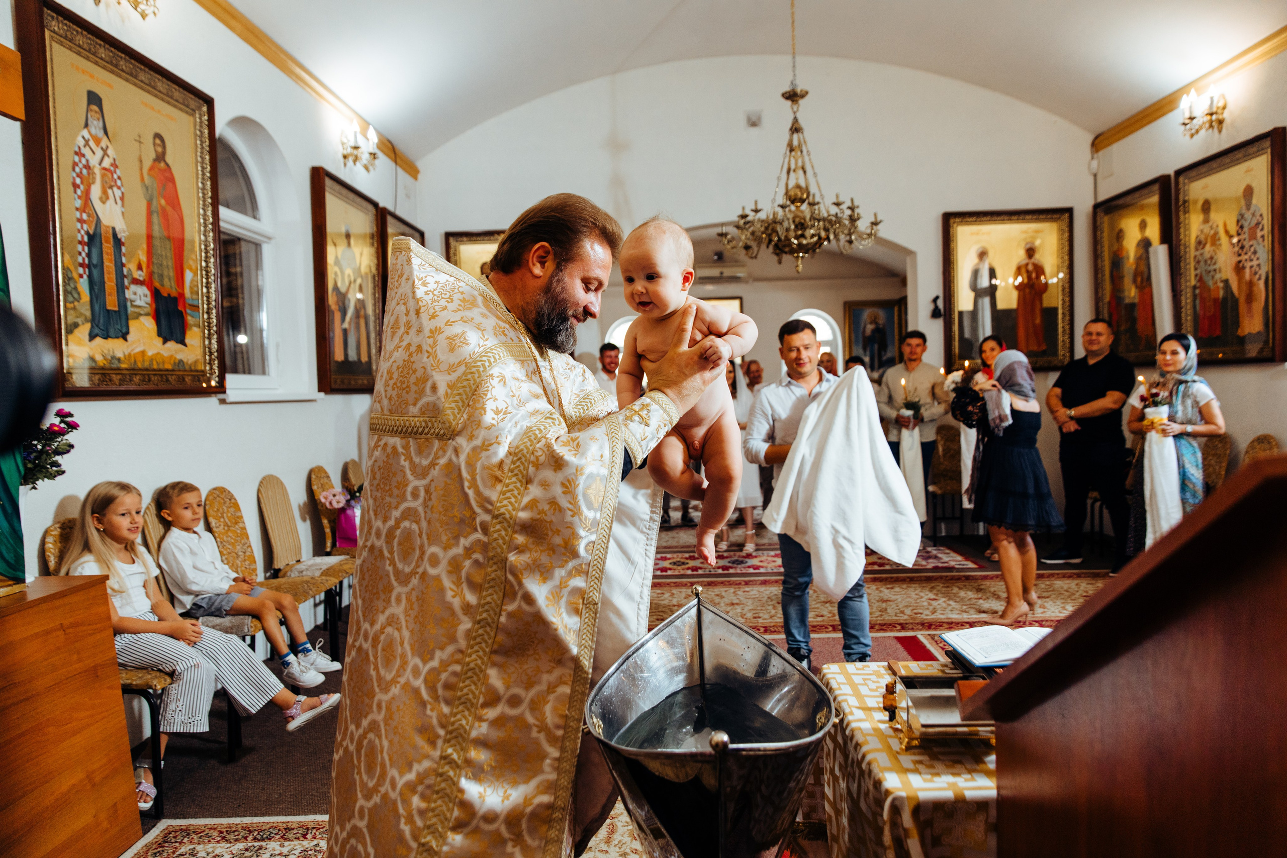 Botez Damir. Fotograf de nuntă și evenimente private!