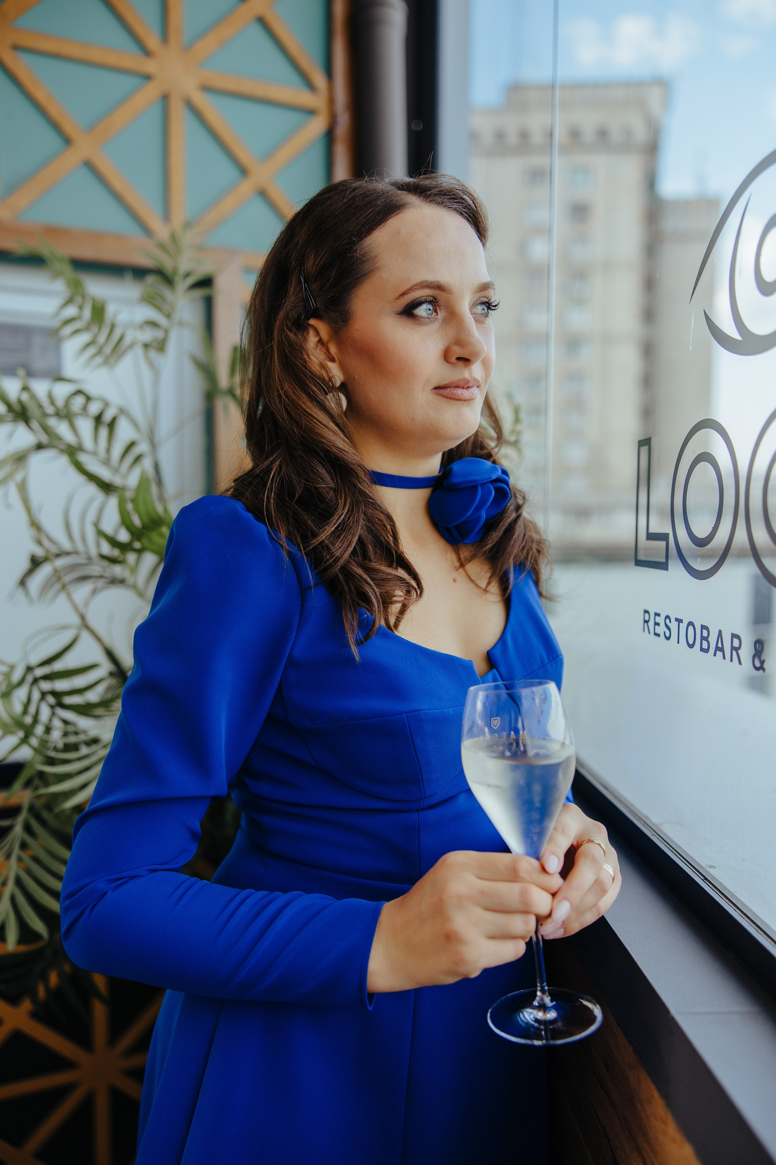 Nicoleta. Fotograf de nuntă și evenimente private!