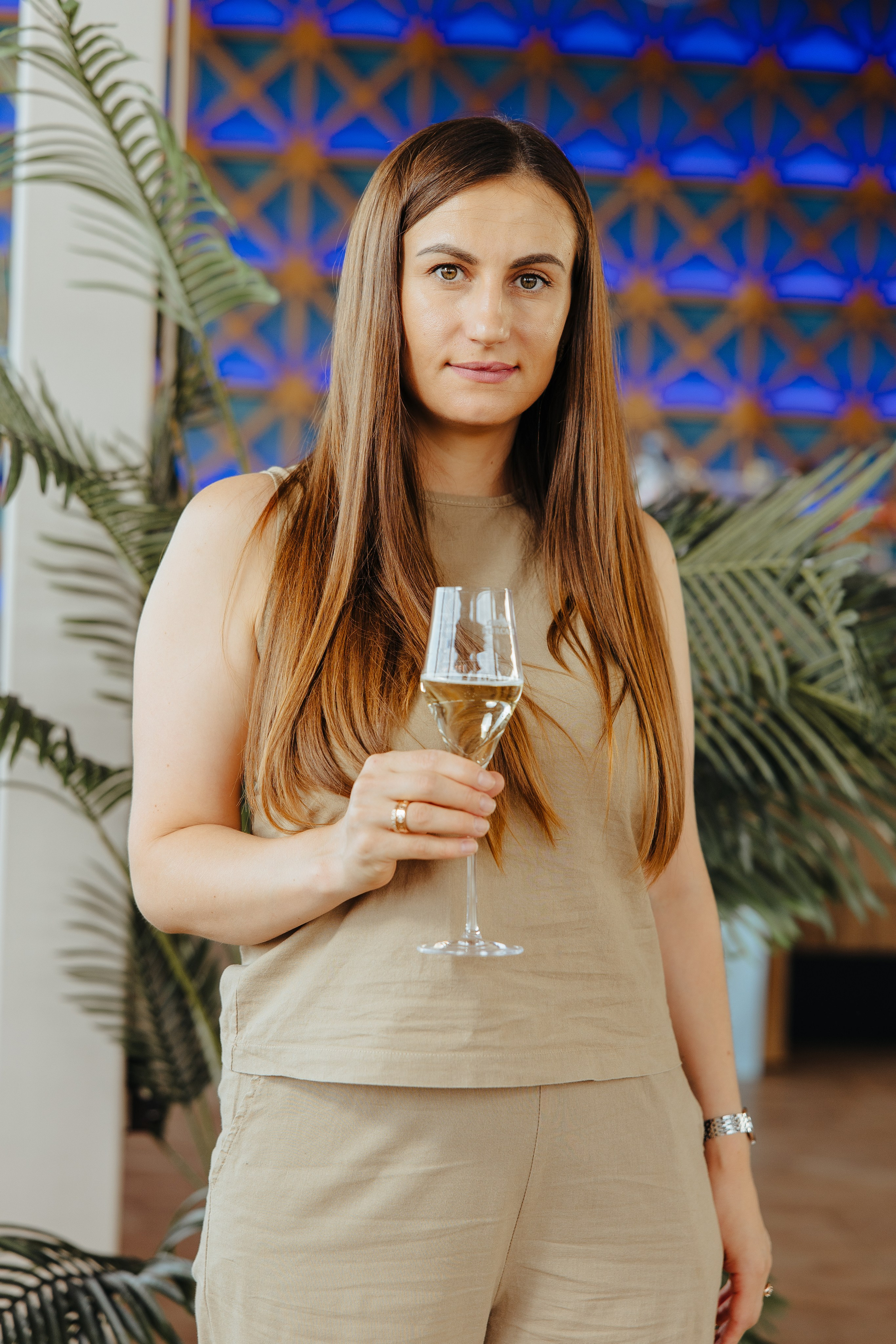 Nicoleta. Fotograf de nuntă și evenimente private!