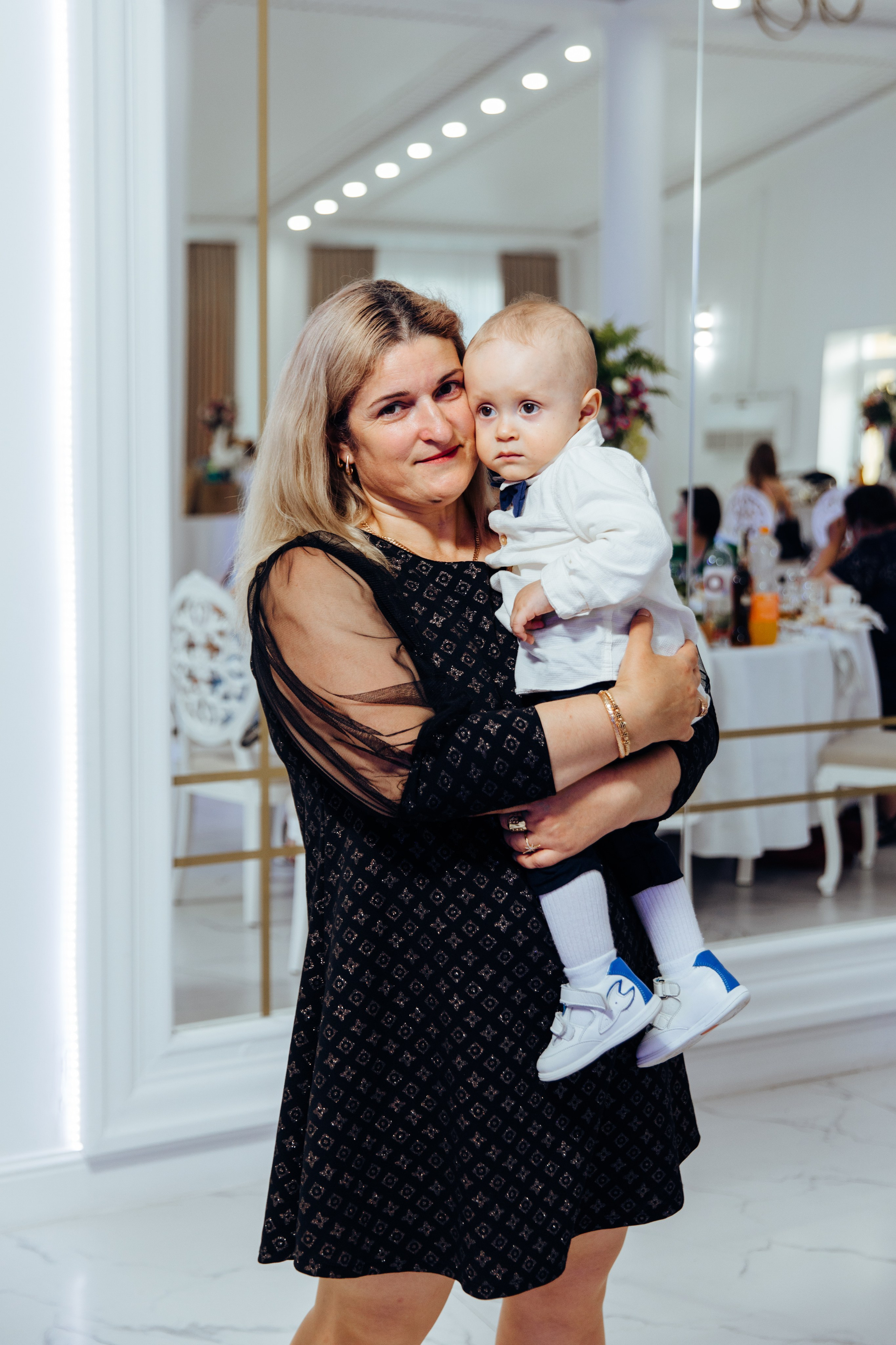 Ionel-Alessandro. Fotograf de nuntă și evenimente private!