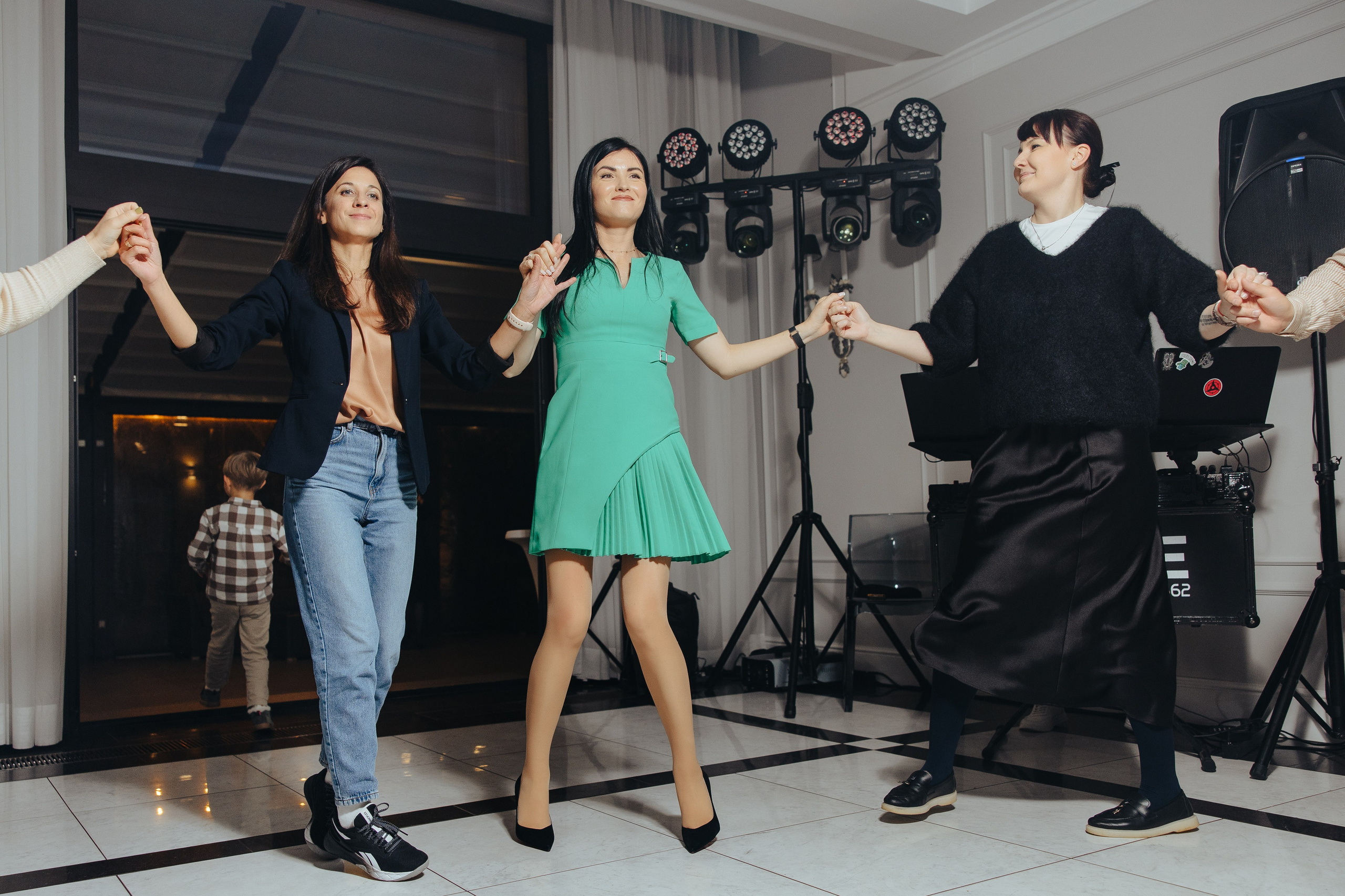 Mihai 40 ani. Fotograf de nuntă și evenimente private!