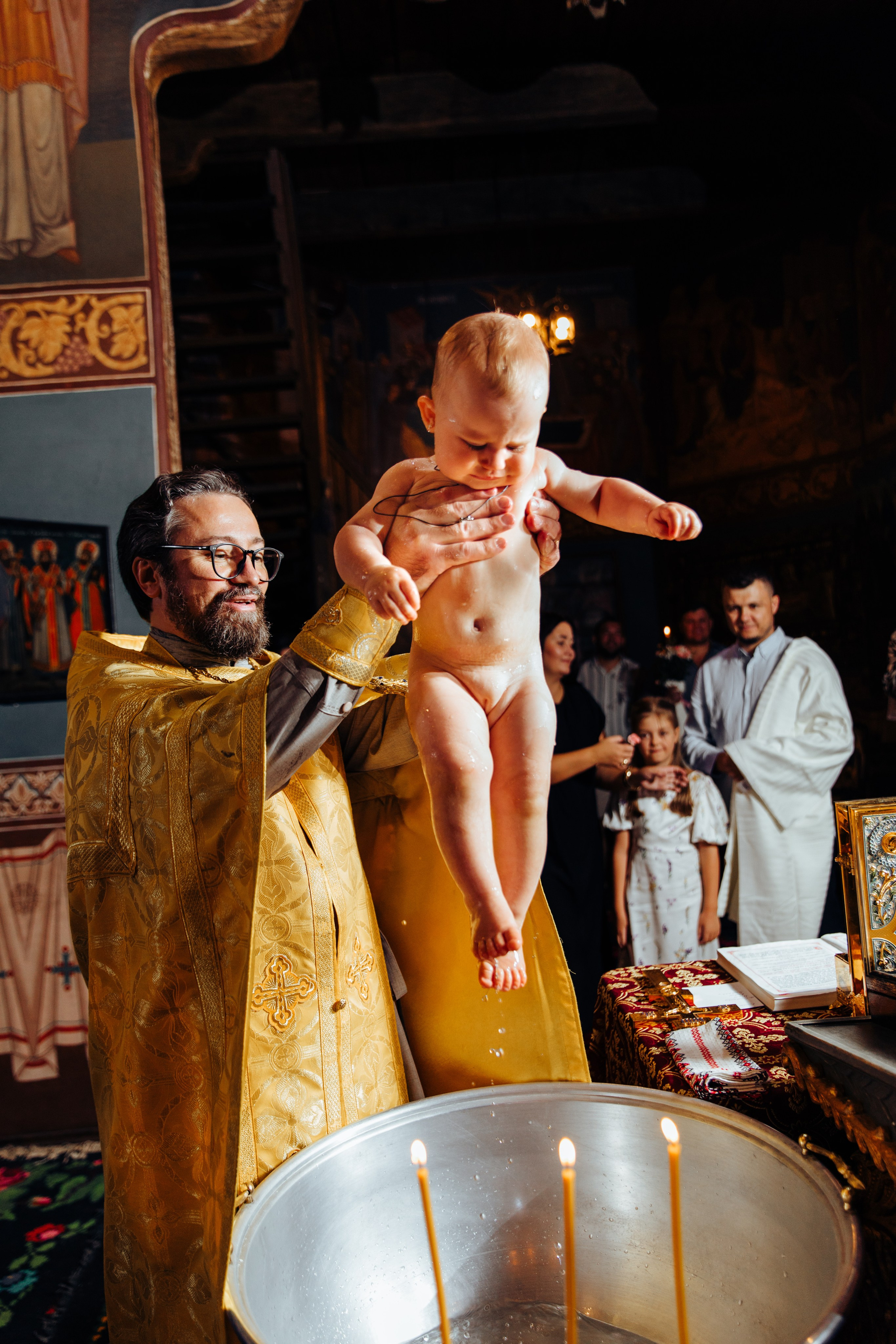 Antonia. Fotograf de nuntă și evenimente private!