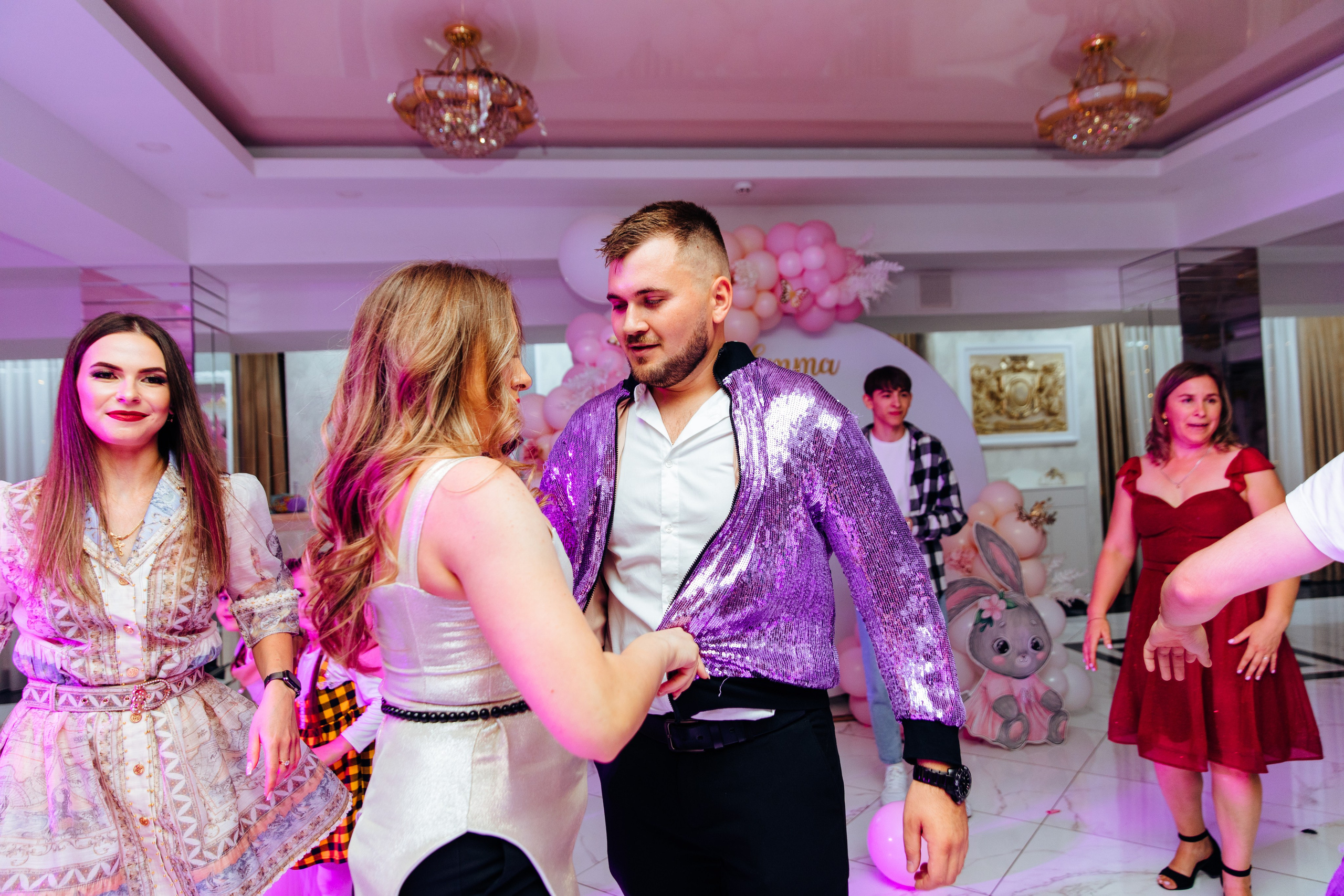 Emma. Fotograf de nuntă și evenimente private!