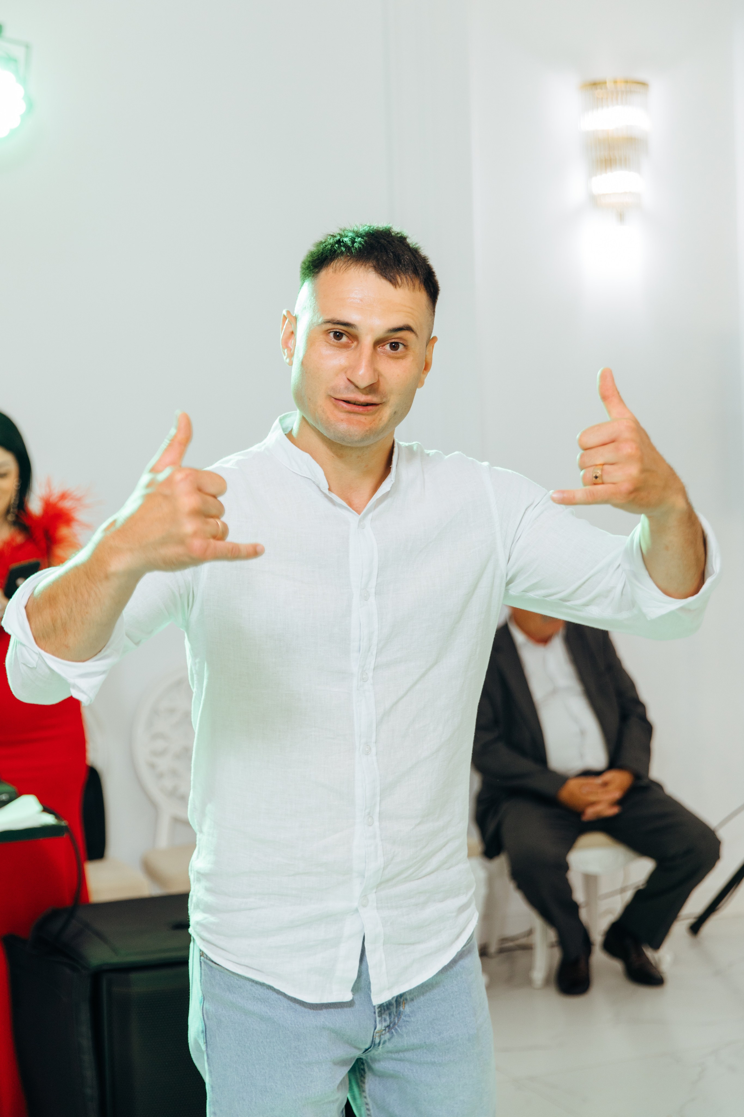 Ionel-Alessandro. Fotograf de nuntă și evenimente private!