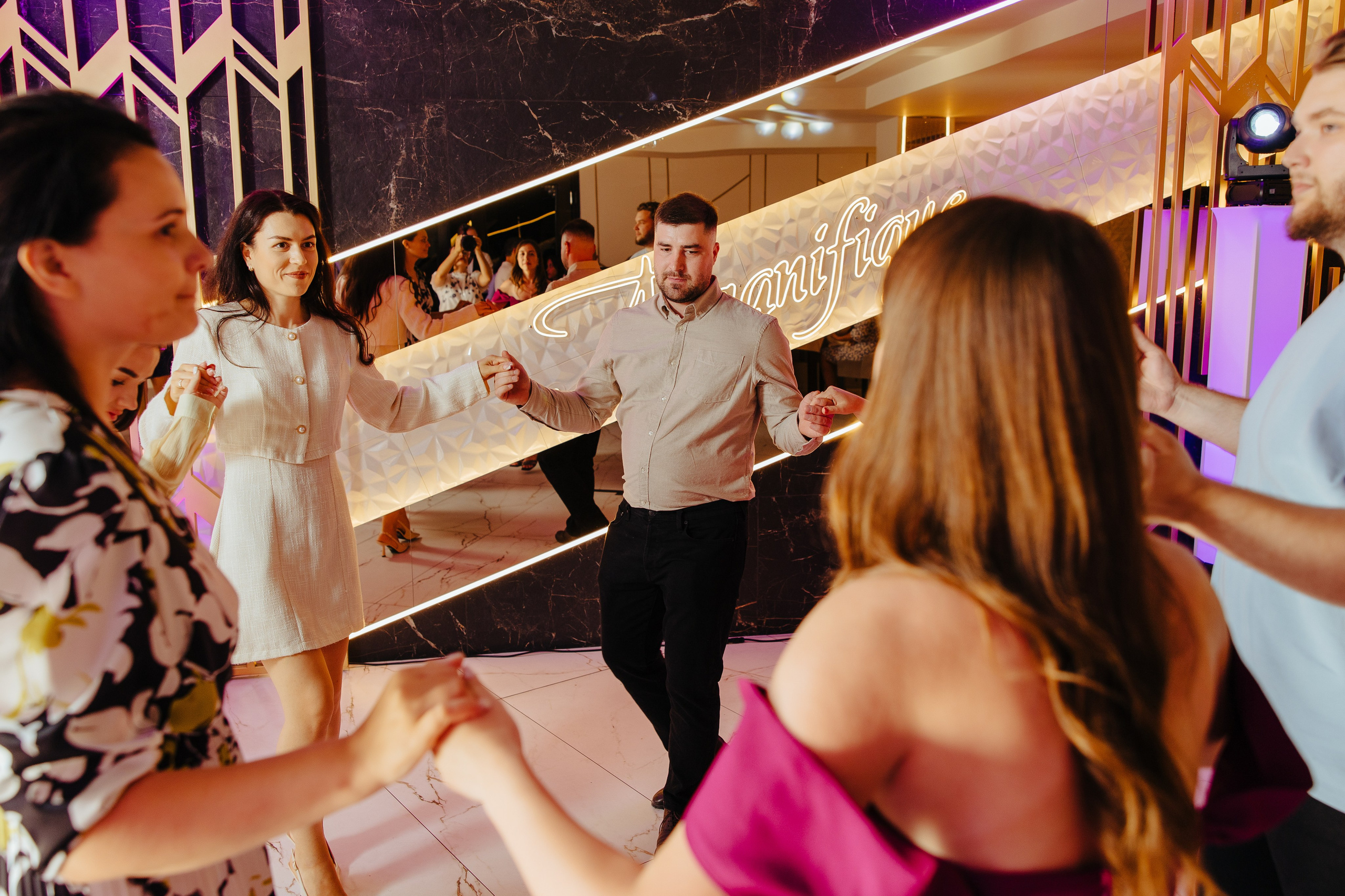 Delia. Fotograf de nuntă și evenimente private!