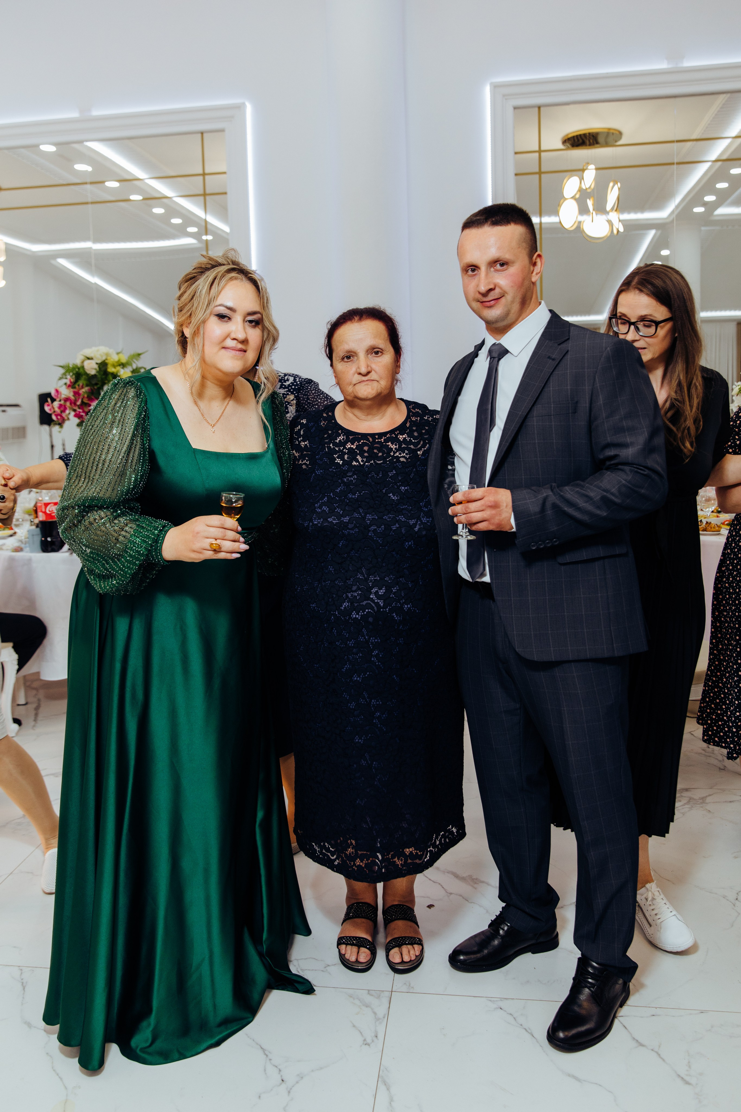 Ionel-Alessandro. Fotograf de nuntă și evenimente private!