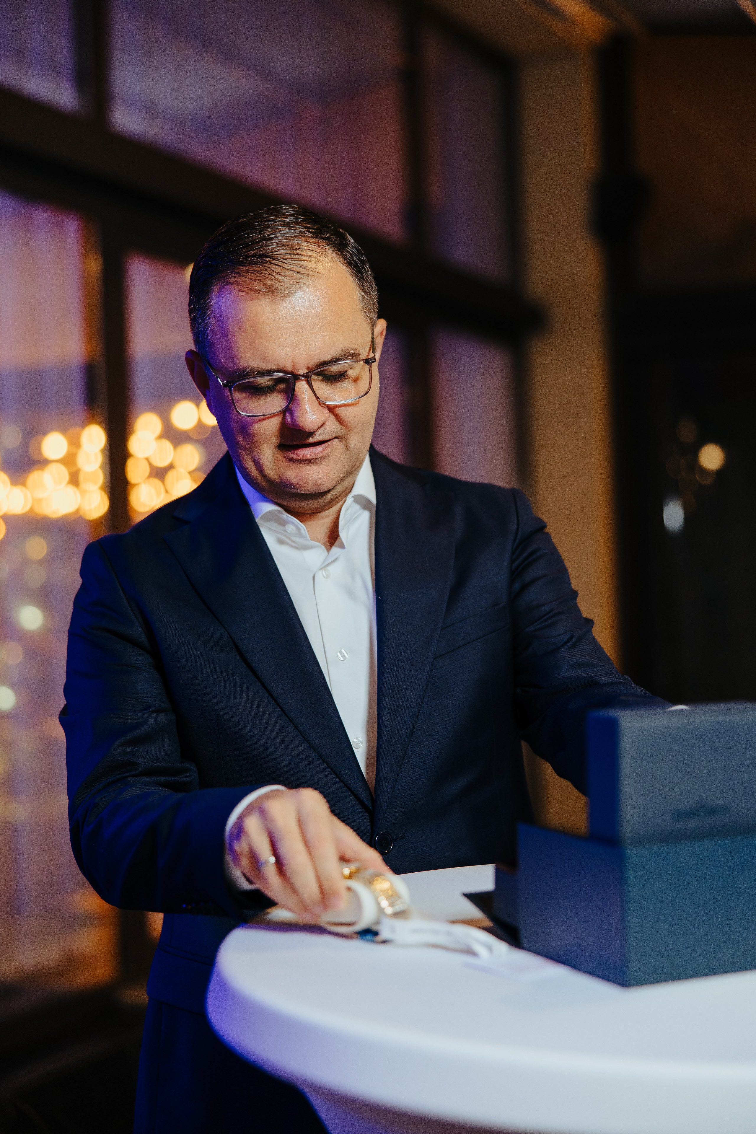 Mihai 40 ani. Fotograf de nuntă și evenimente private!