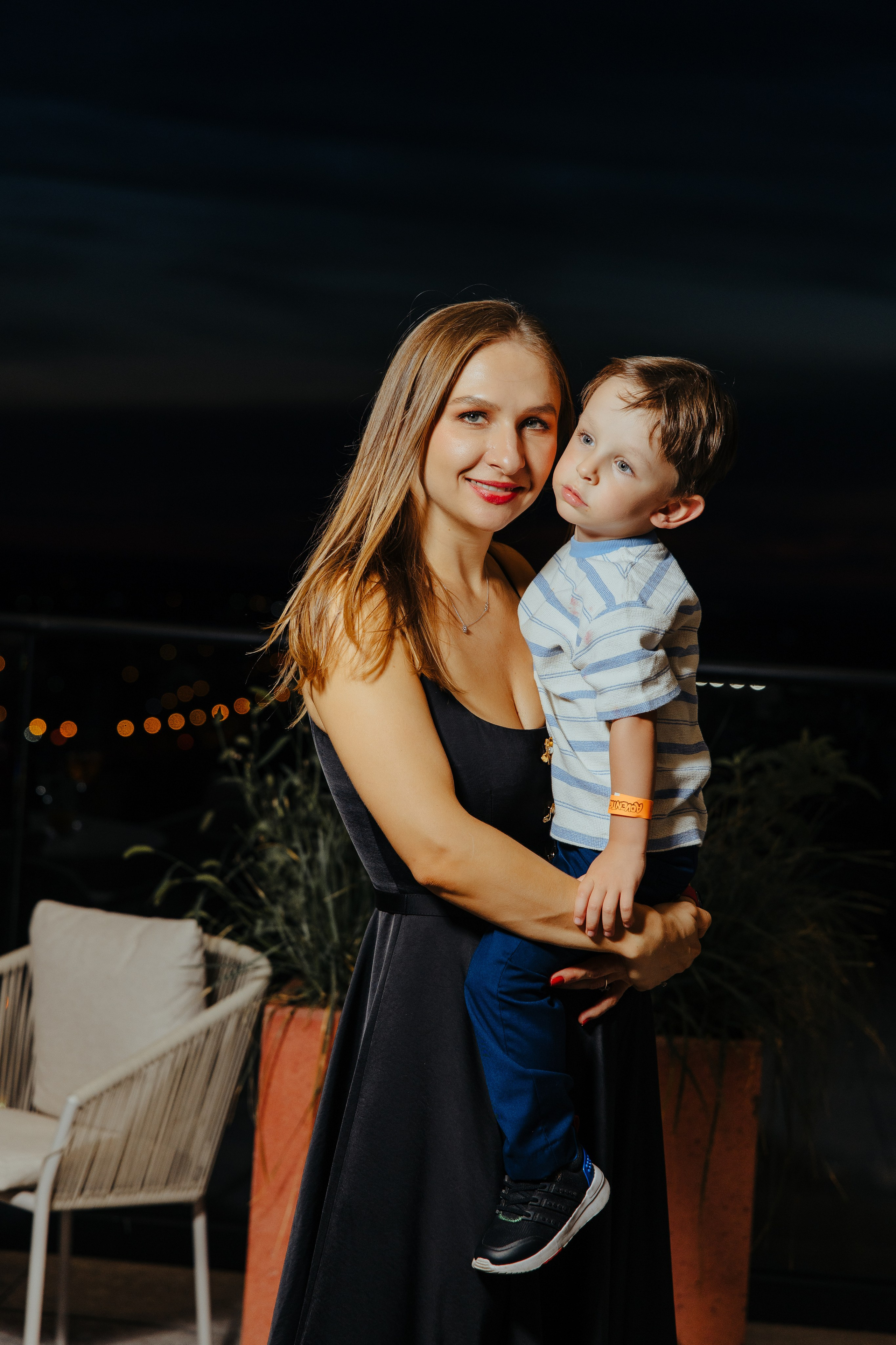 Oleg 40 ani. Fotograf de nuntă și evenimente private!