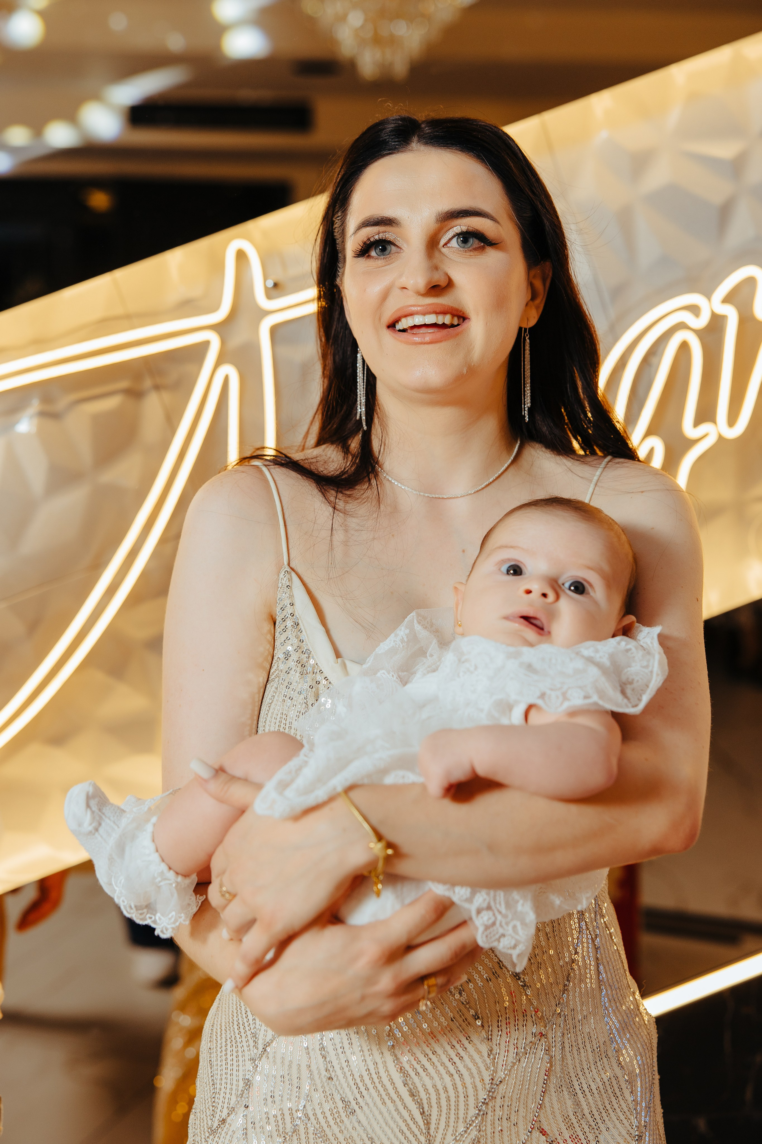 Delia. Fotograf de nuntă și evenimente private!