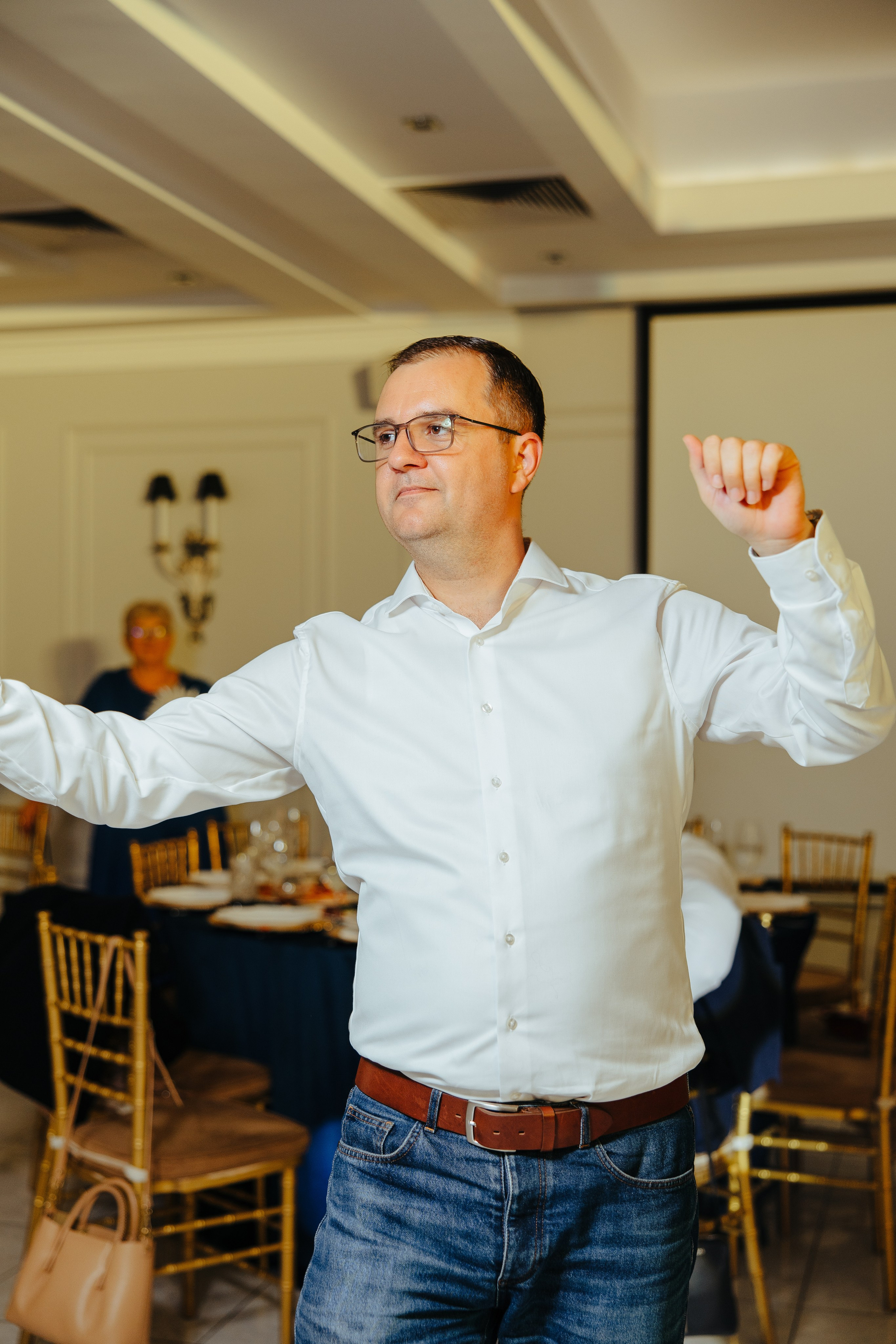 Mihai 40 ani. Fotograf de nuntă și evenimente private!