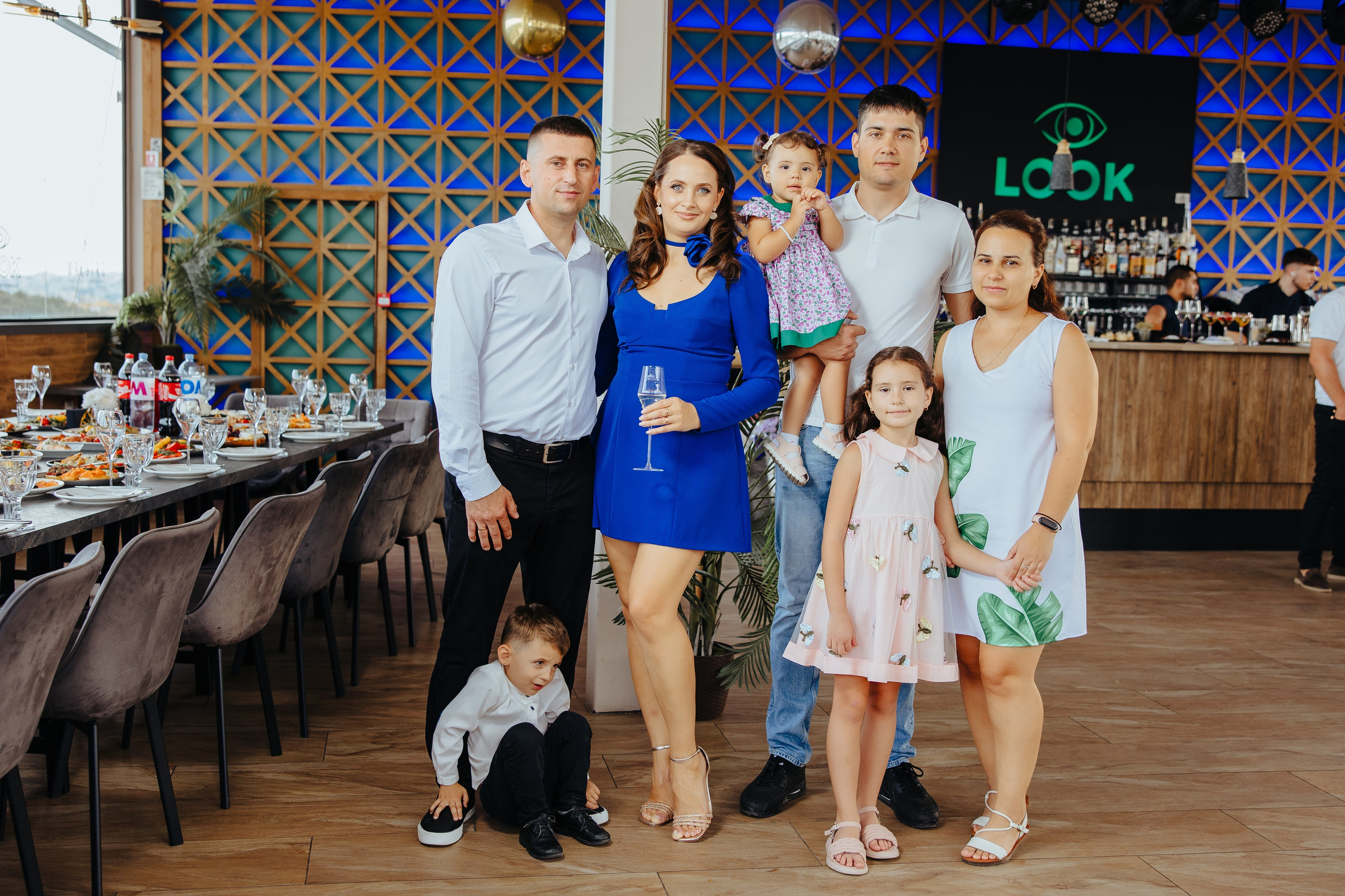 Nicoleta. Fotograf de nuntă și evenimente private!