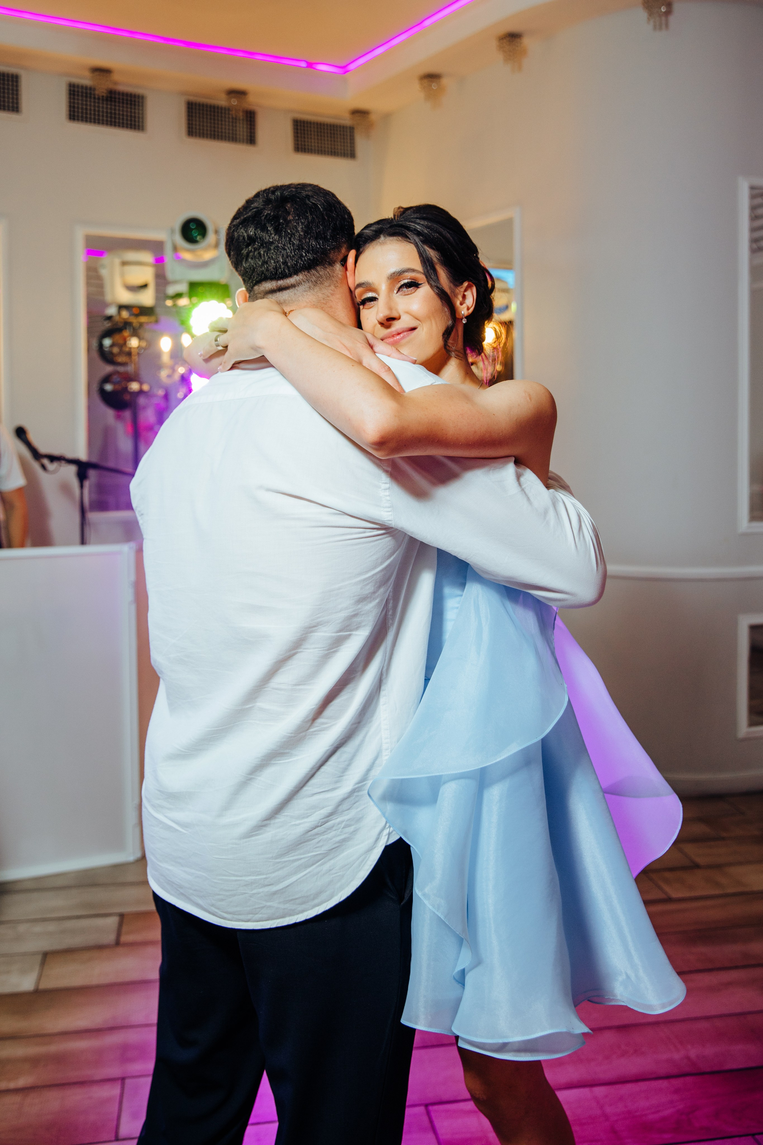 Antonia. Fotograf de nuntă și evenimente private!