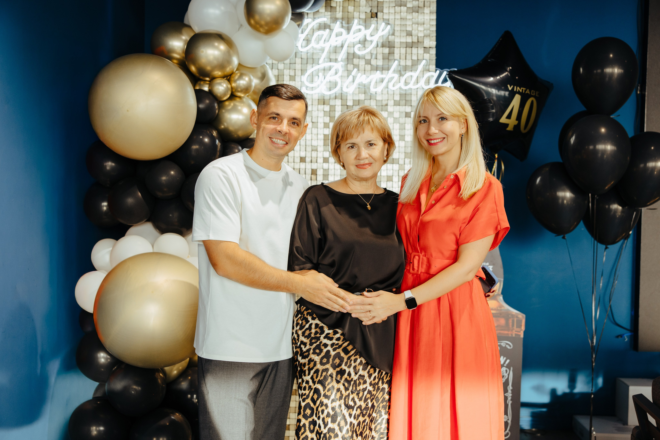 Oleg 40 ani. Fotograf de nuntă și evenimente private!