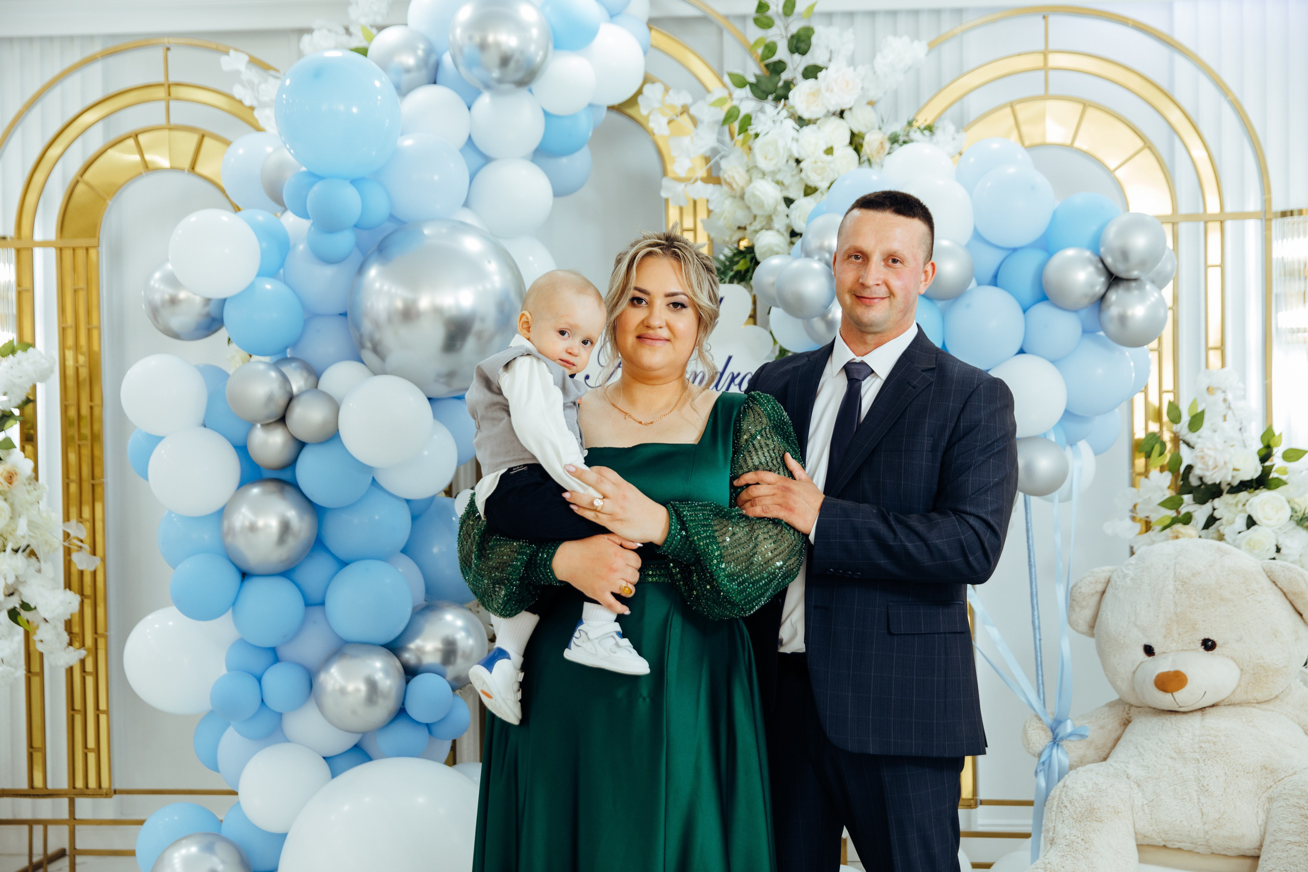 Ionel-Alessandro. Fotograf de nuntă și evenimente private!