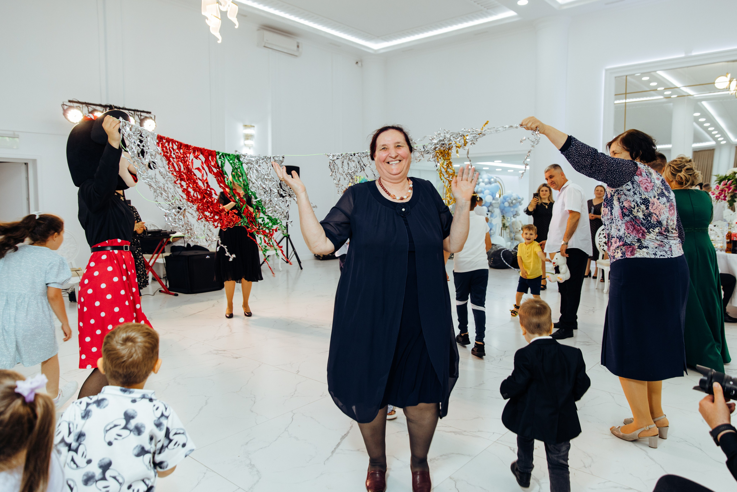 Ionel-Alessandro. Fotograf de nuntă și evenimente private!