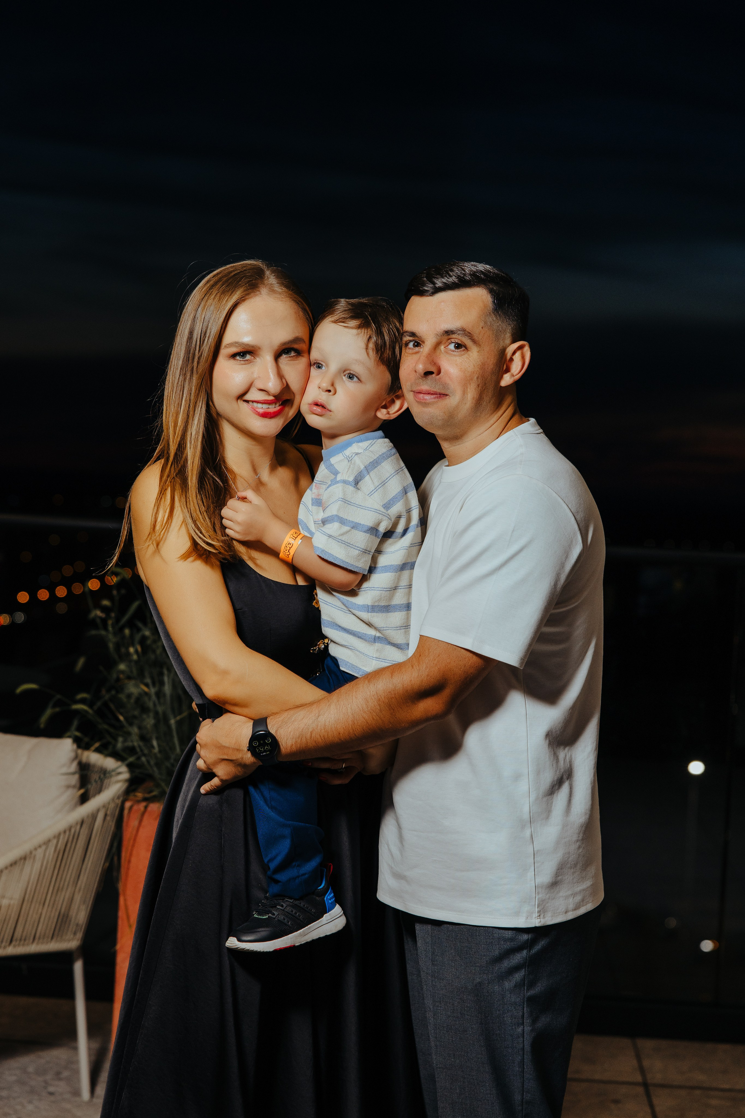 Oleg 40 ani. Fotograf de nuntă și evenimente private!