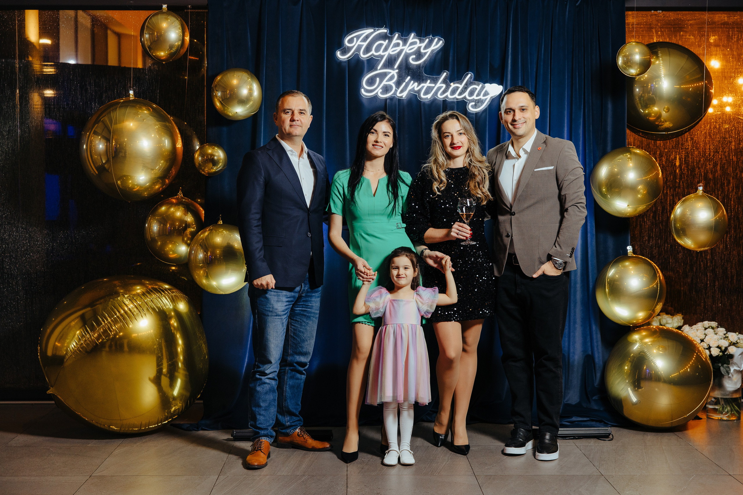 Mihai 40 ani. Fotograf de nuntă și evenimente private!