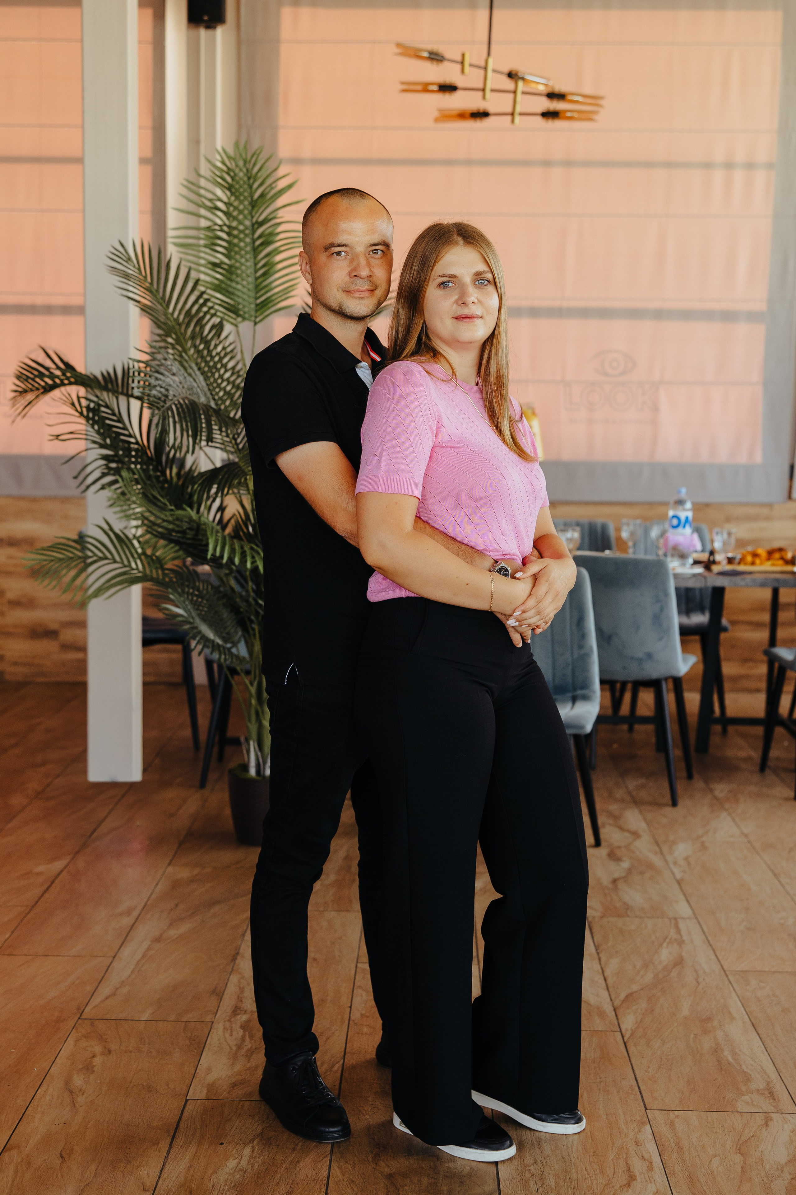 Nicoleta. Fotograf de nuntă și evenimente private!