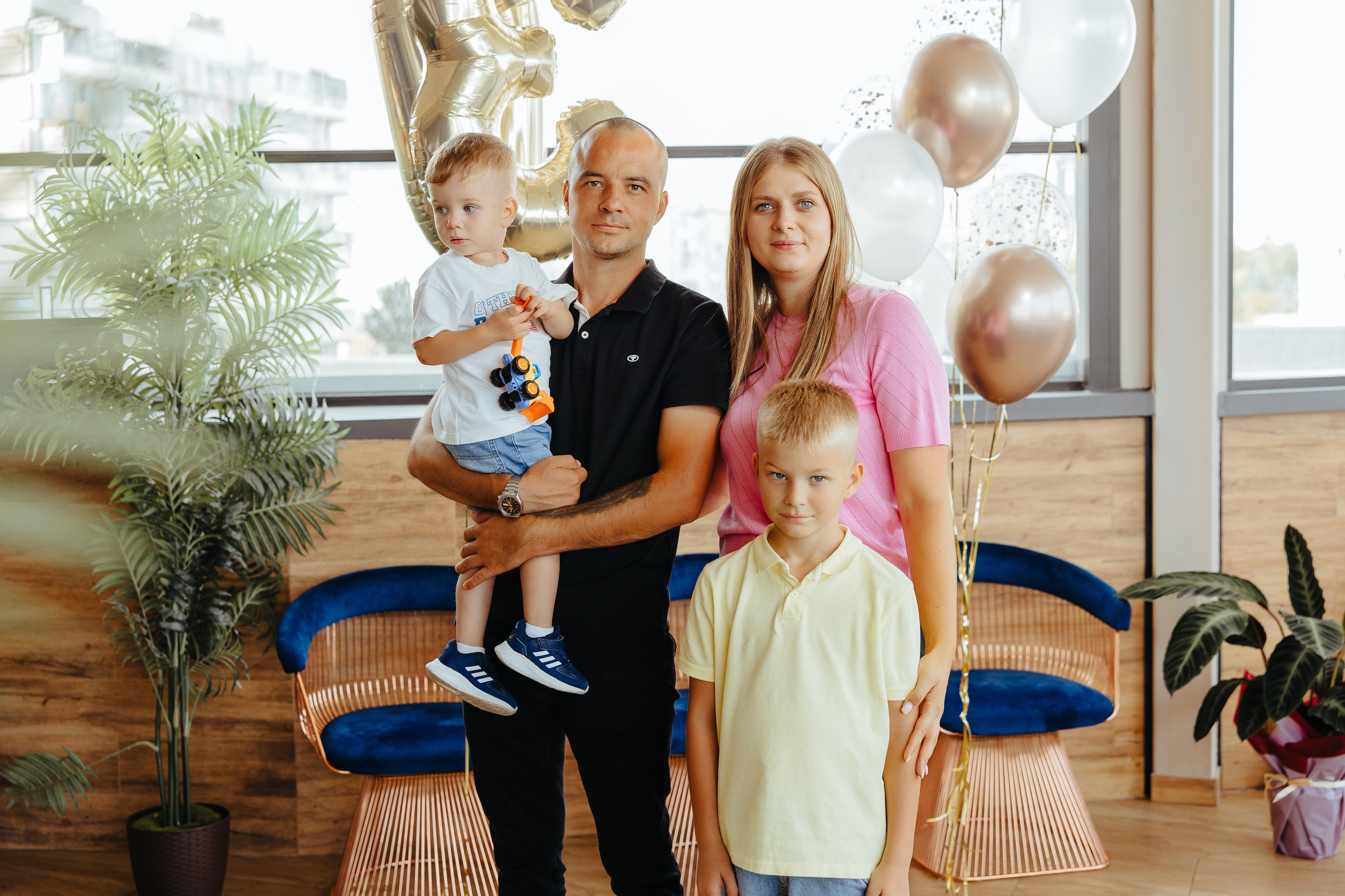 Nicoleta. Fotograf de nuntă și evenimente private!