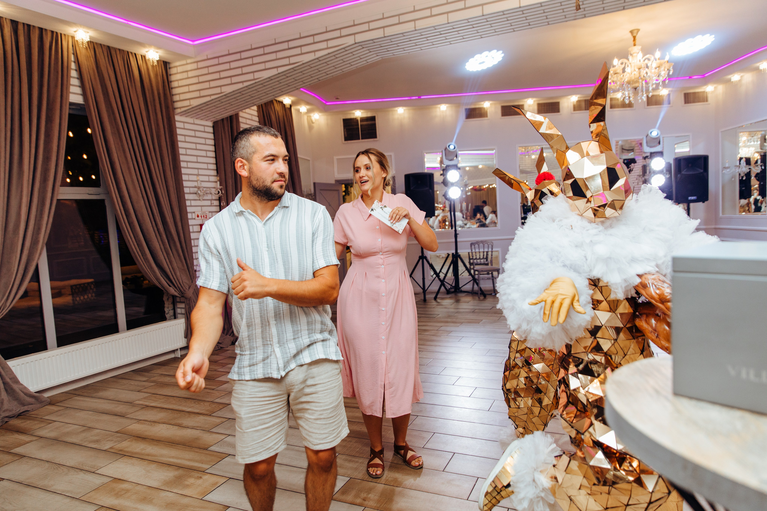 Antonia. Fotograf de nuntă și evenimente private!