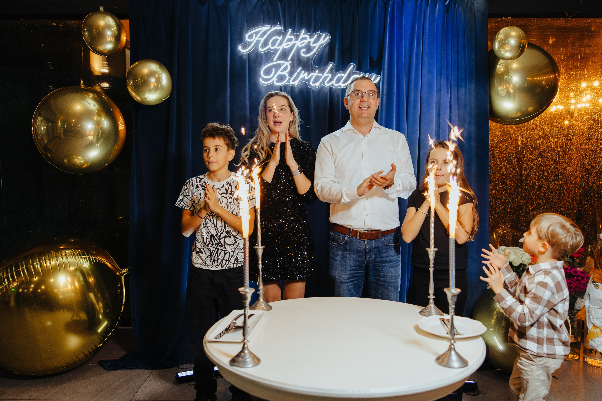 Mihai 40 ani. Fotograf de nuntă și evenimente private!