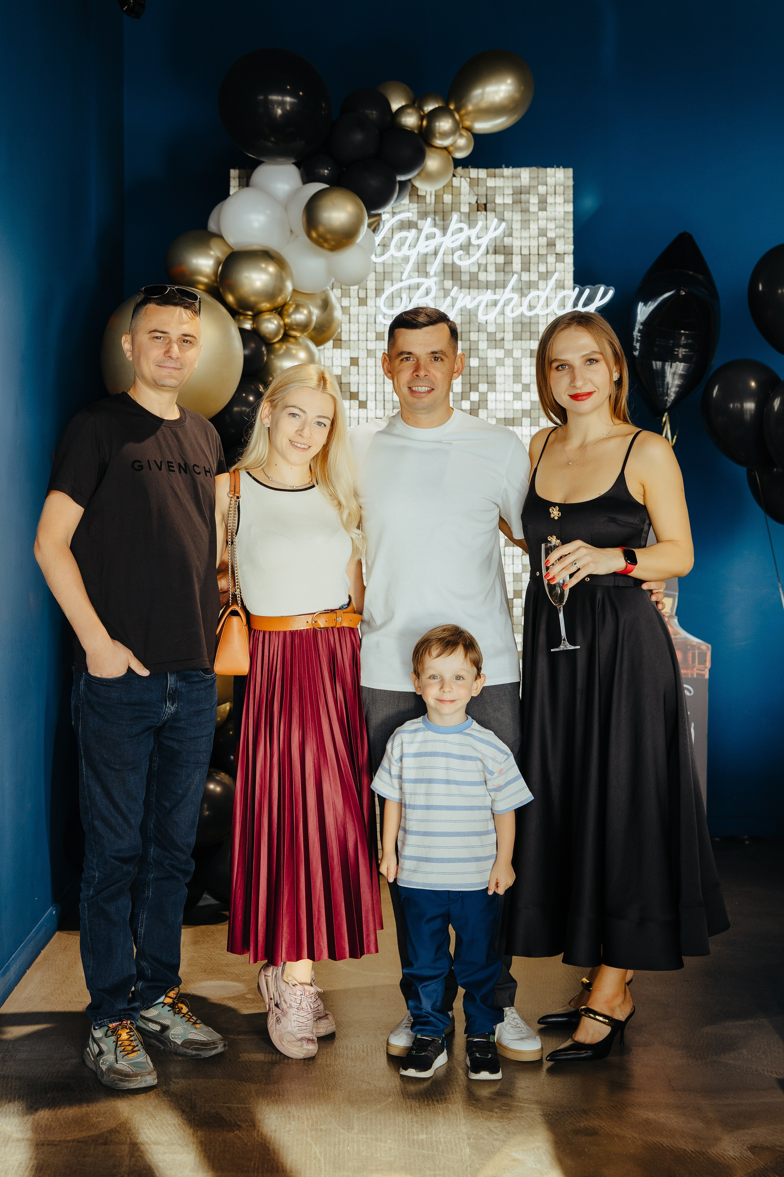 Oleg 40 ani. Fotograf de nuntă și evenimente private!