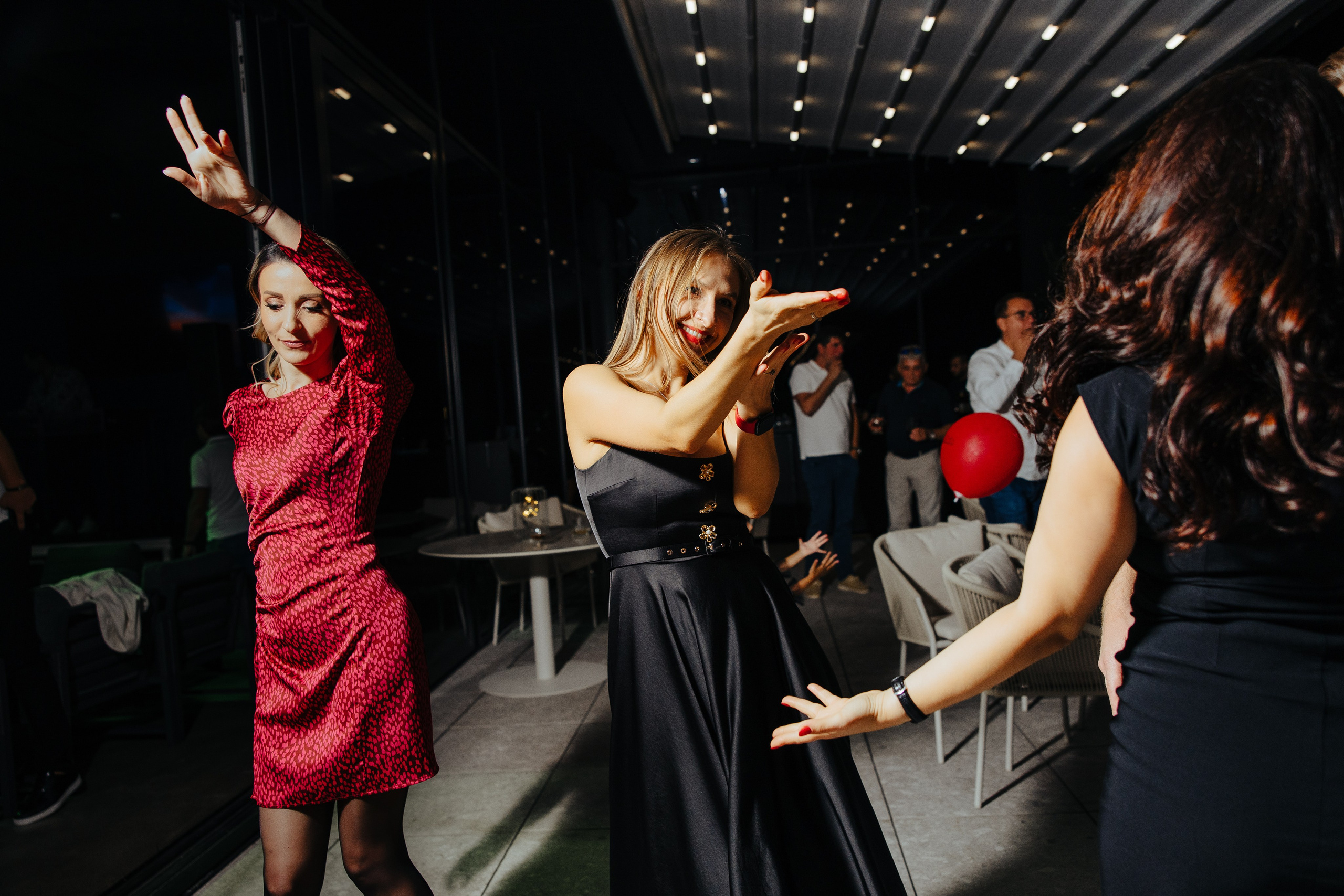 Oleg 40 ani. Fotograf de nuntă și evenimente private!