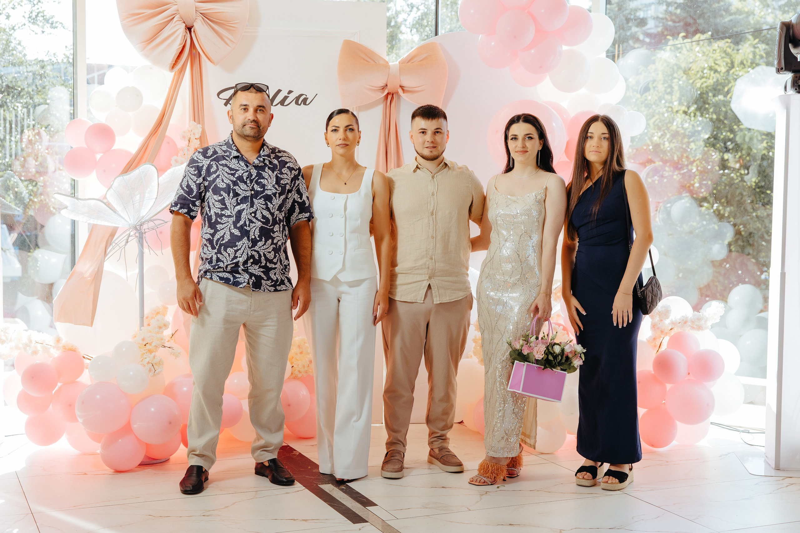 Delia. Fotograf de nuntă și evenimente private!