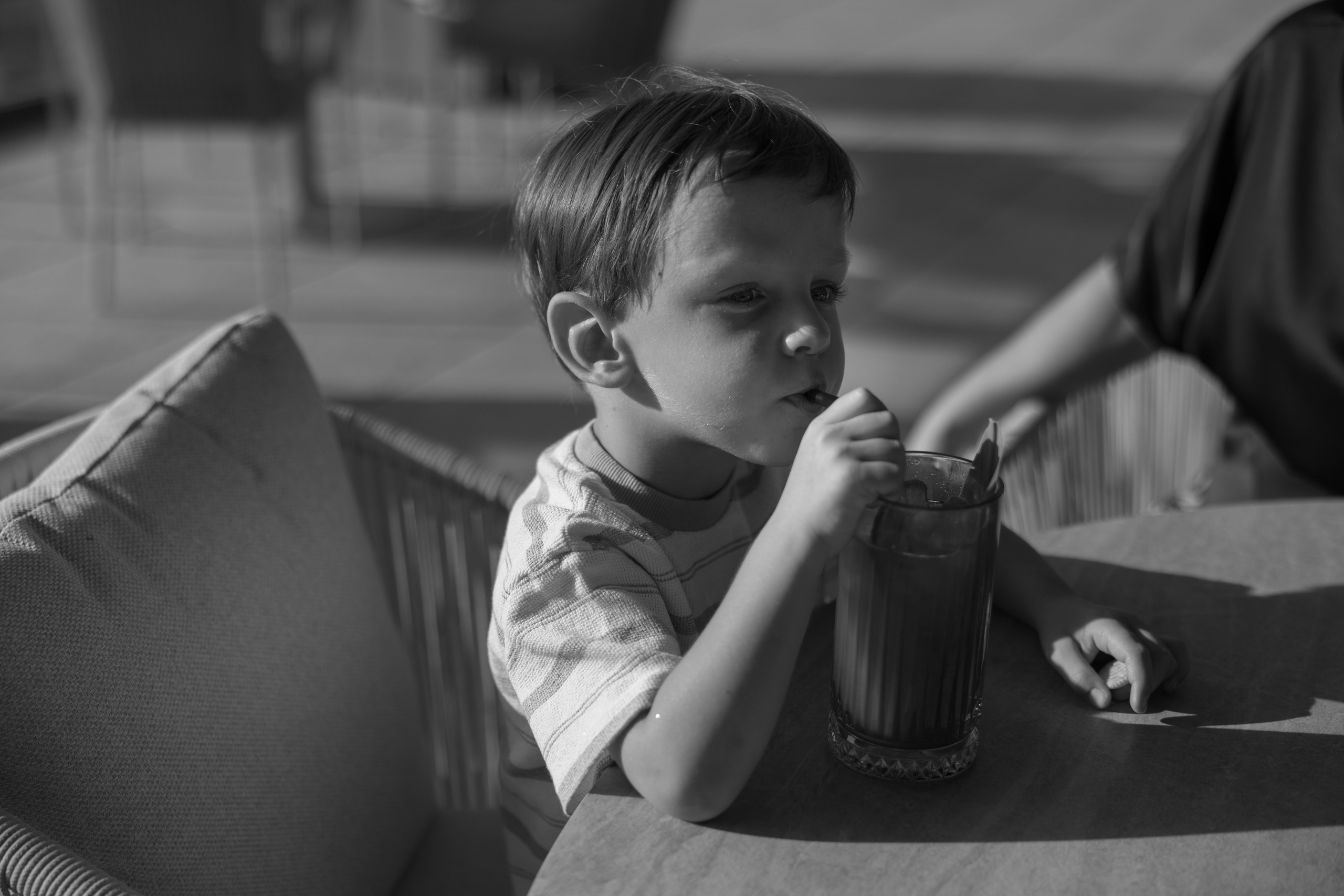 Oleg 40 ani. Fotograf de nuntă și evenimente private!