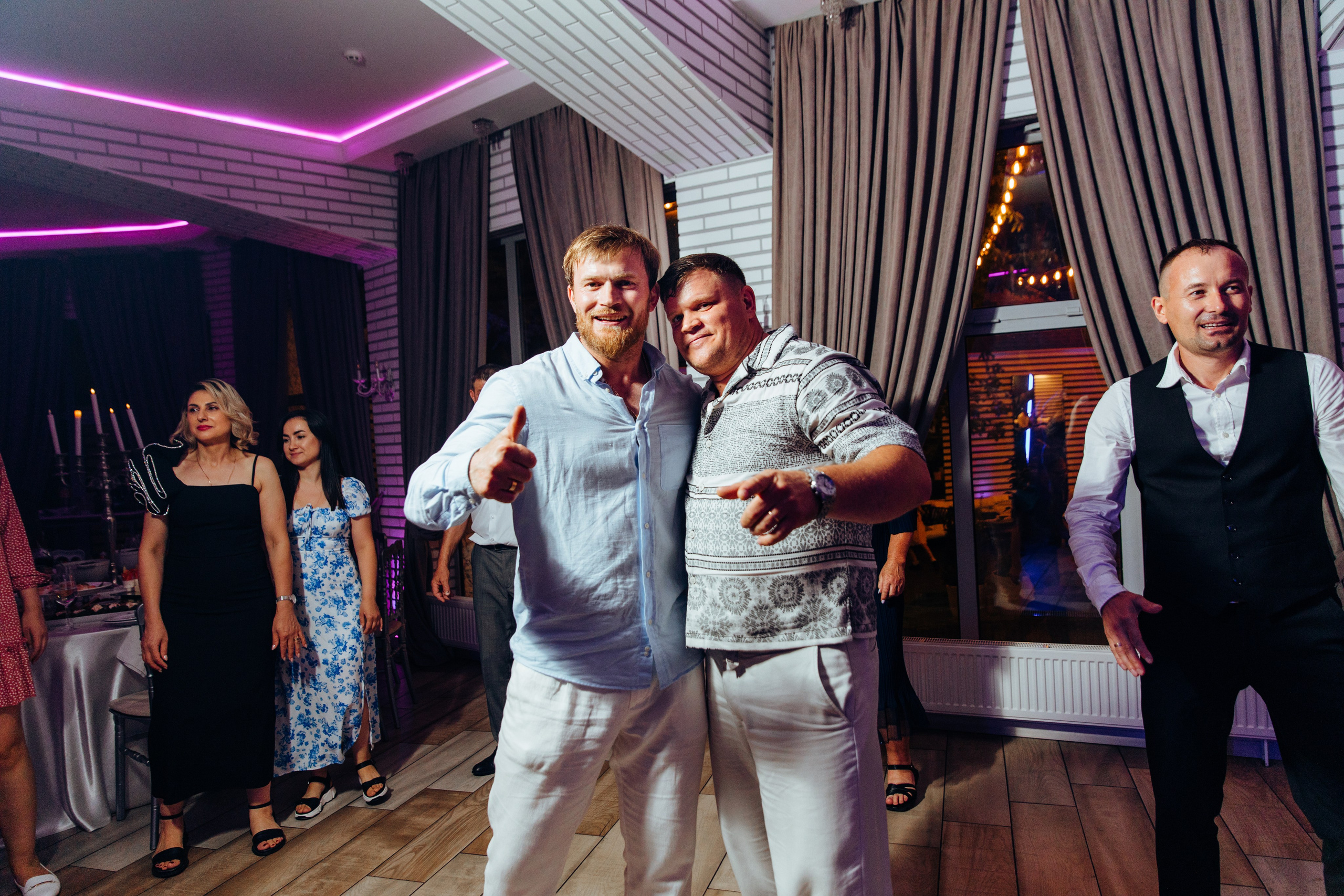 Antonia. Fotograf de nuntă și evenimente private!