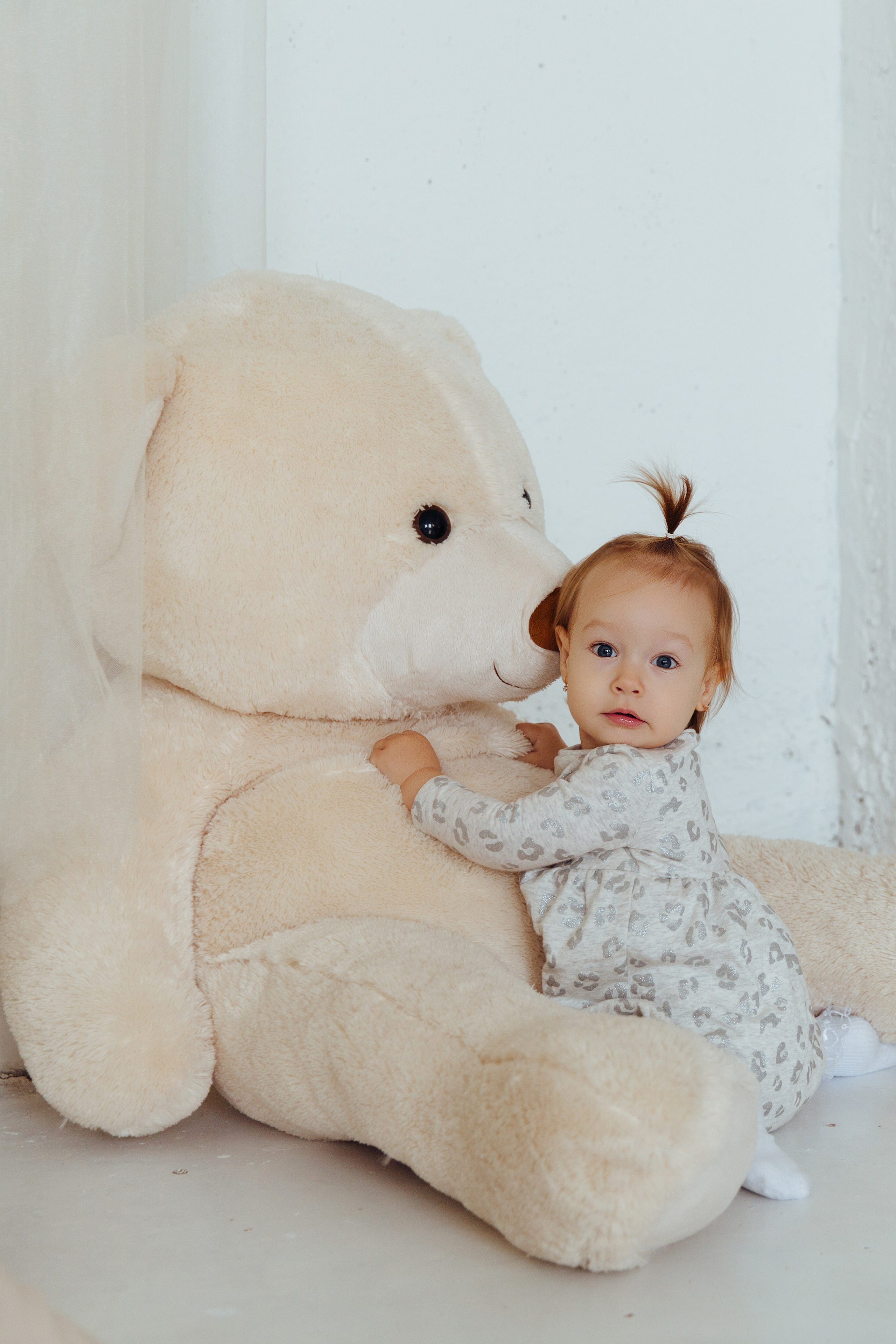 Magia sarbātorilor. Fotograf de nuntă și evenimente private!