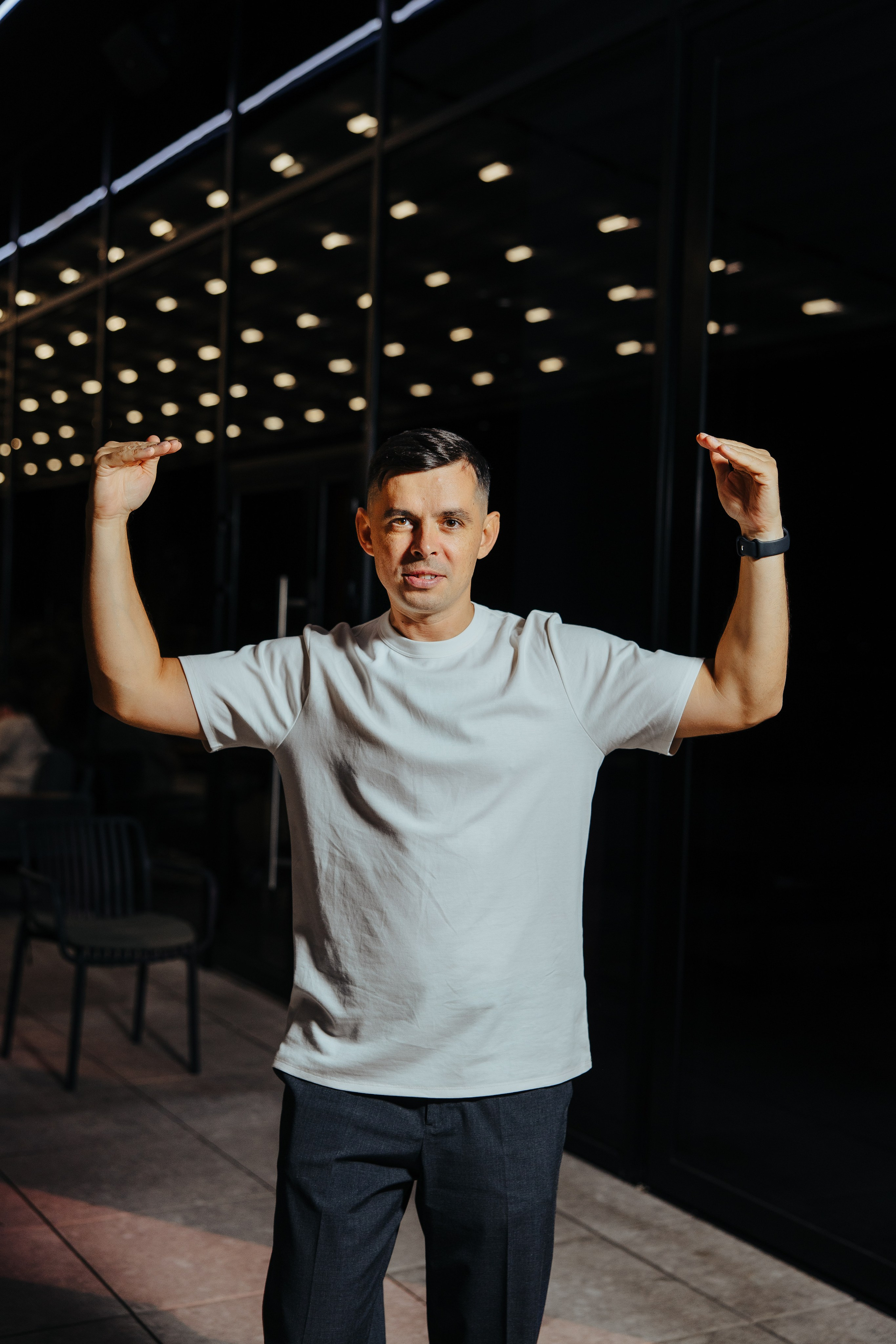 Oleg 40 ani. Fotograf de nuntă și evenimente private!