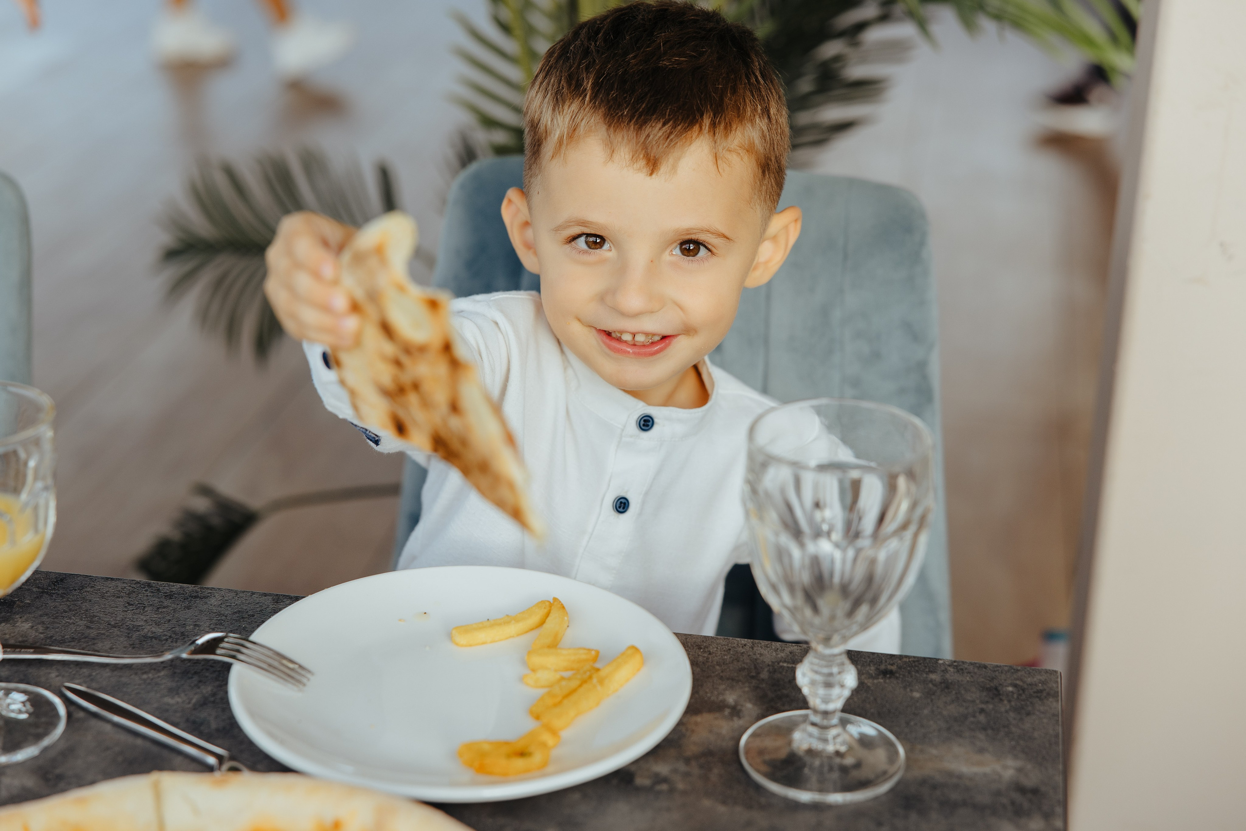 Nicoleta. Fotograf de nuntă și evenimente private!