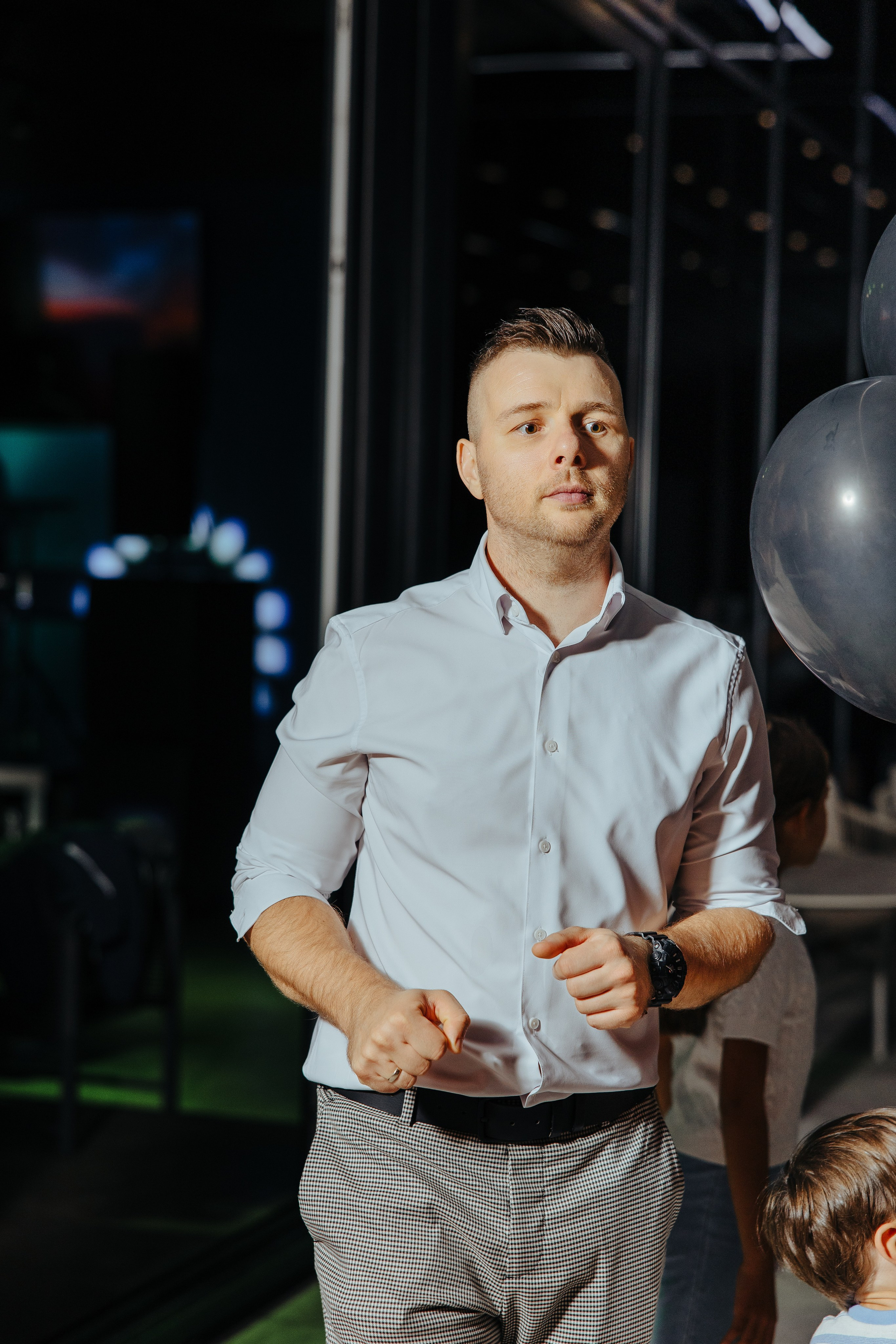 Oleg 40 ani. Fotograf de nuntă și evenimente private!