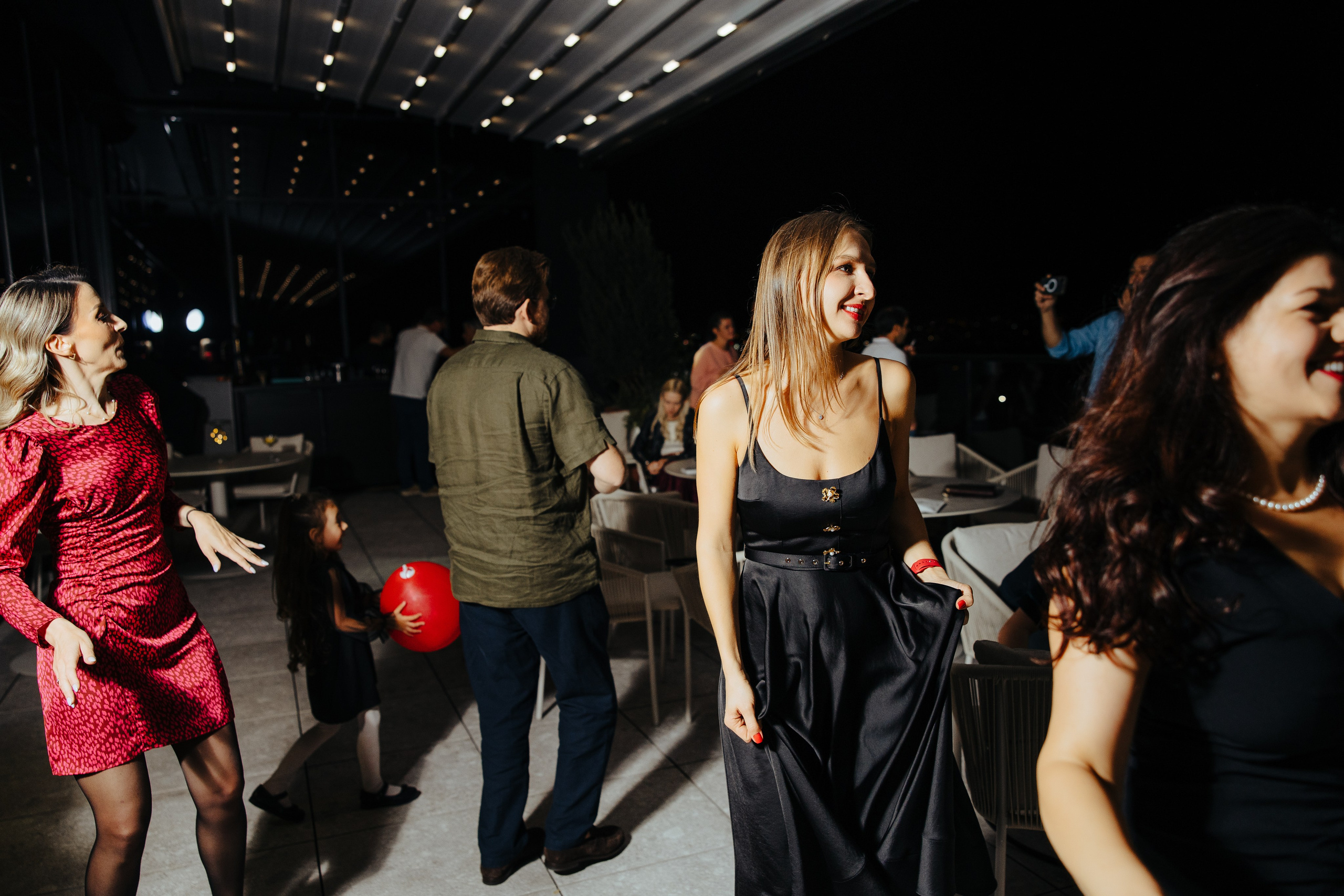 Oleg 40 ani. Fotograf de nuntă și evenimente private!