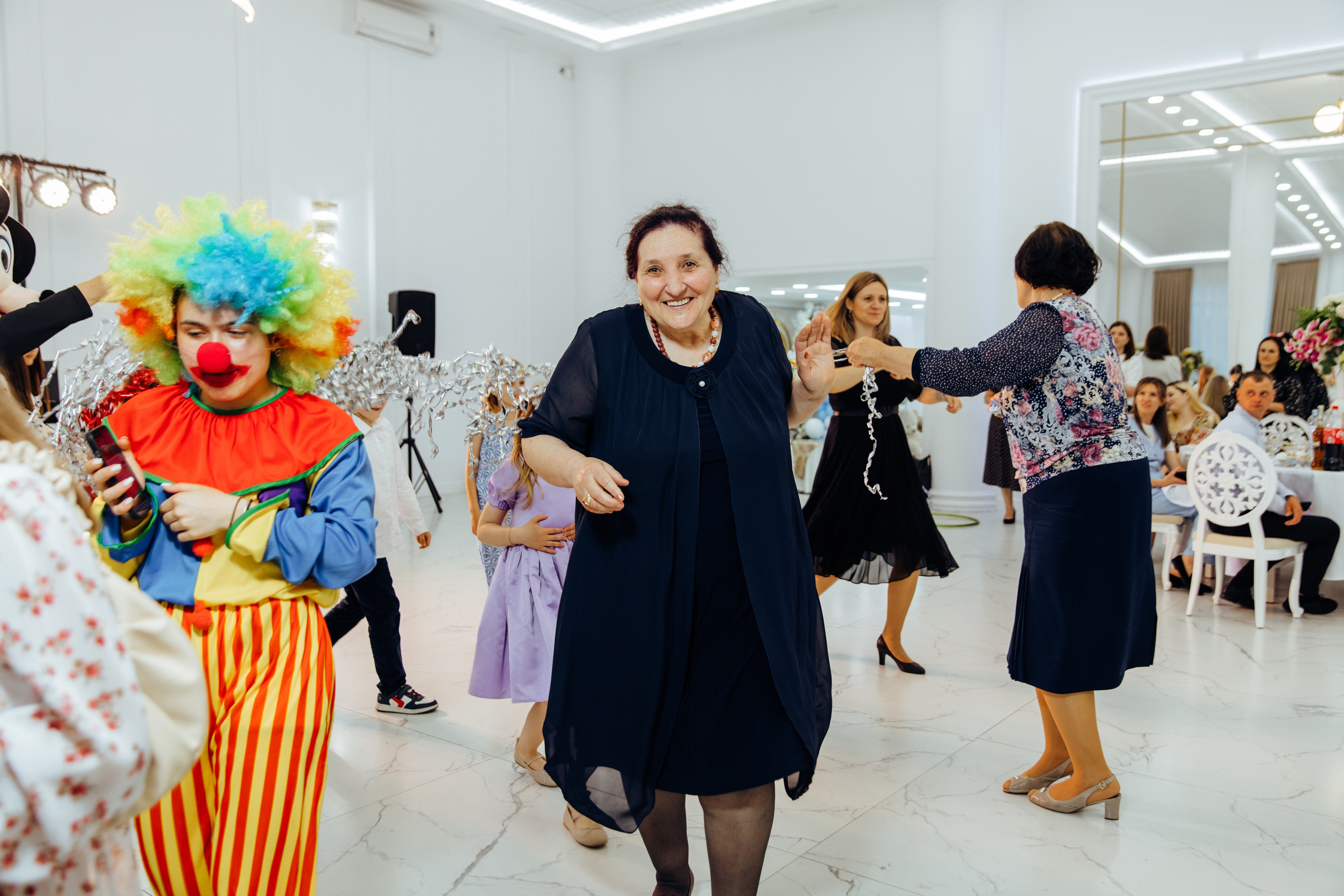 Ionel-Alessandro. Fotograf de nuntă și evenimente private!