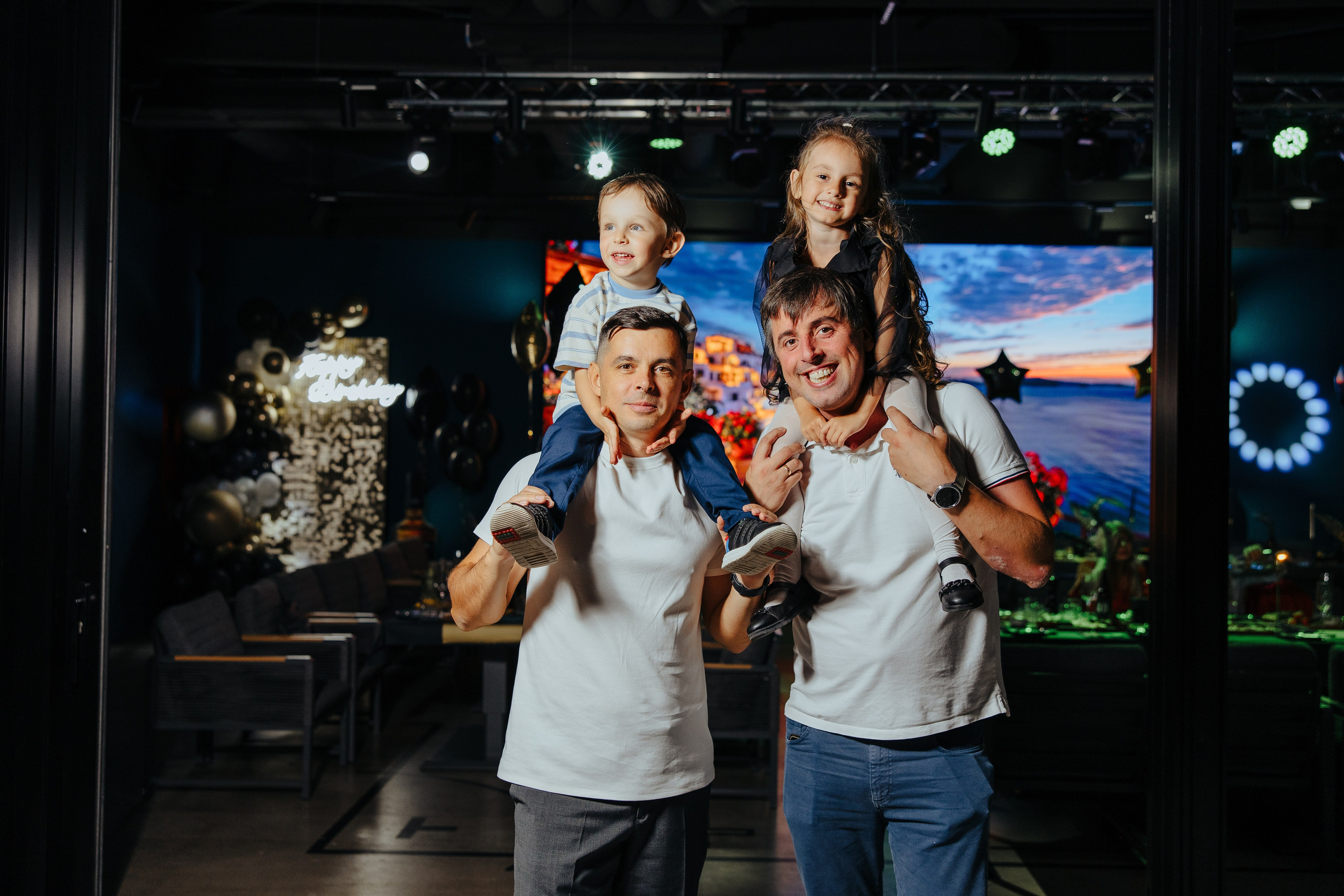 Oleg 40 ani. Fotograf de nuntă și evenimente private!