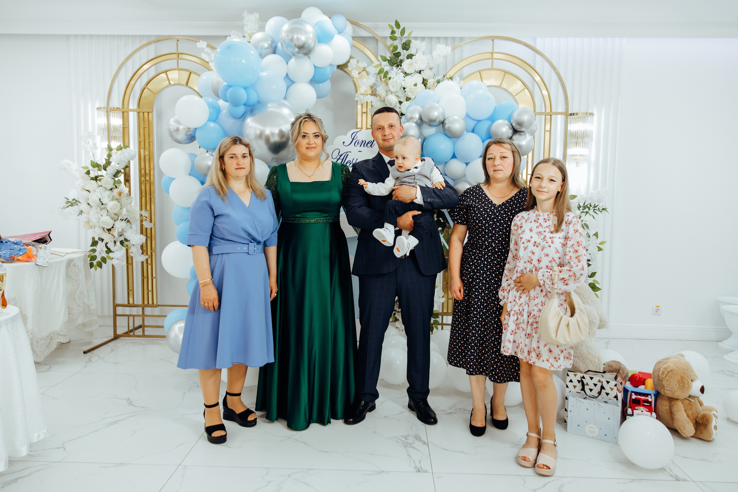 Ionel-Alessandro. Fotograf de nuntă și evenimente private!