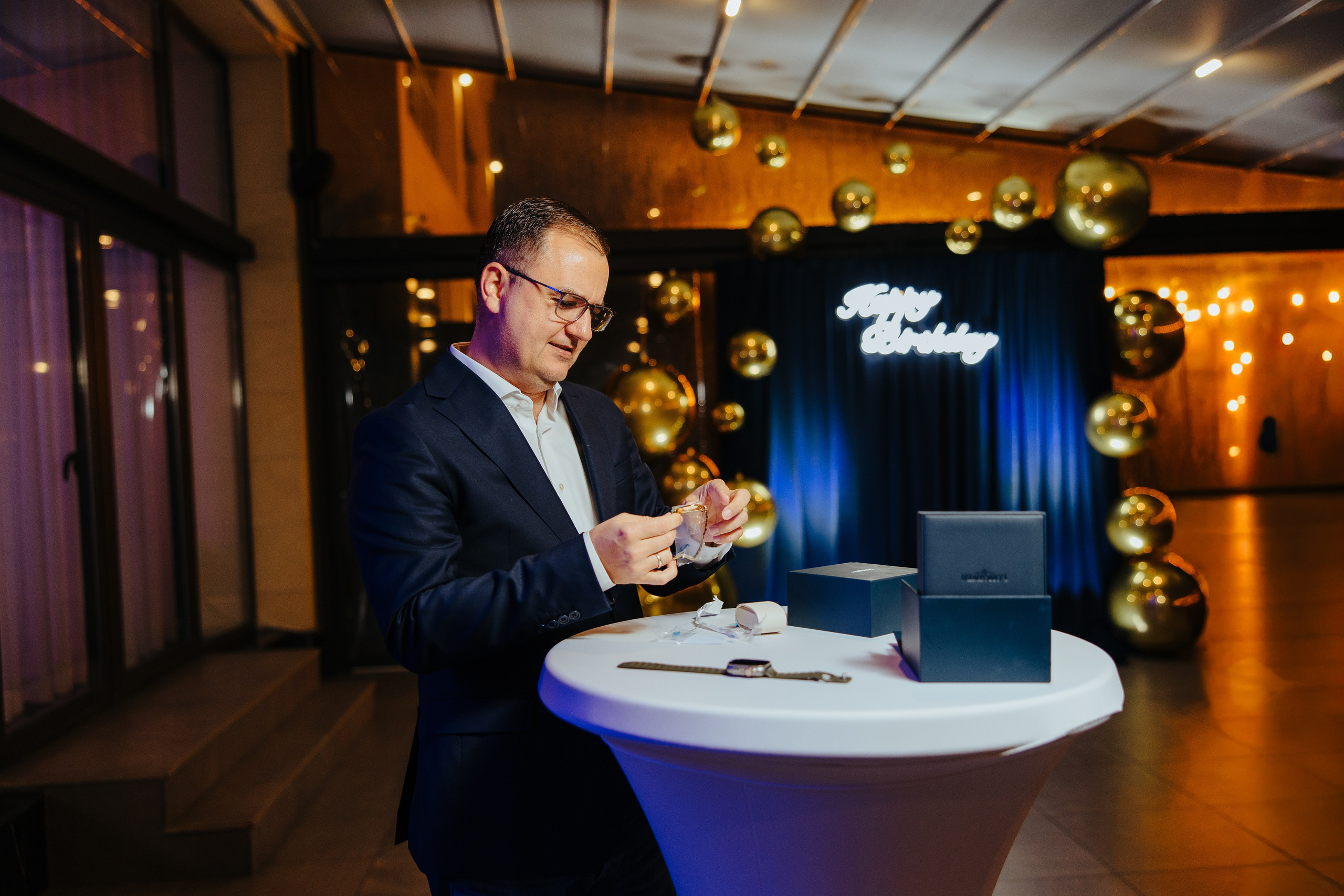 Mihai 40 ani. Fotograf de nuntă și evenimente private!