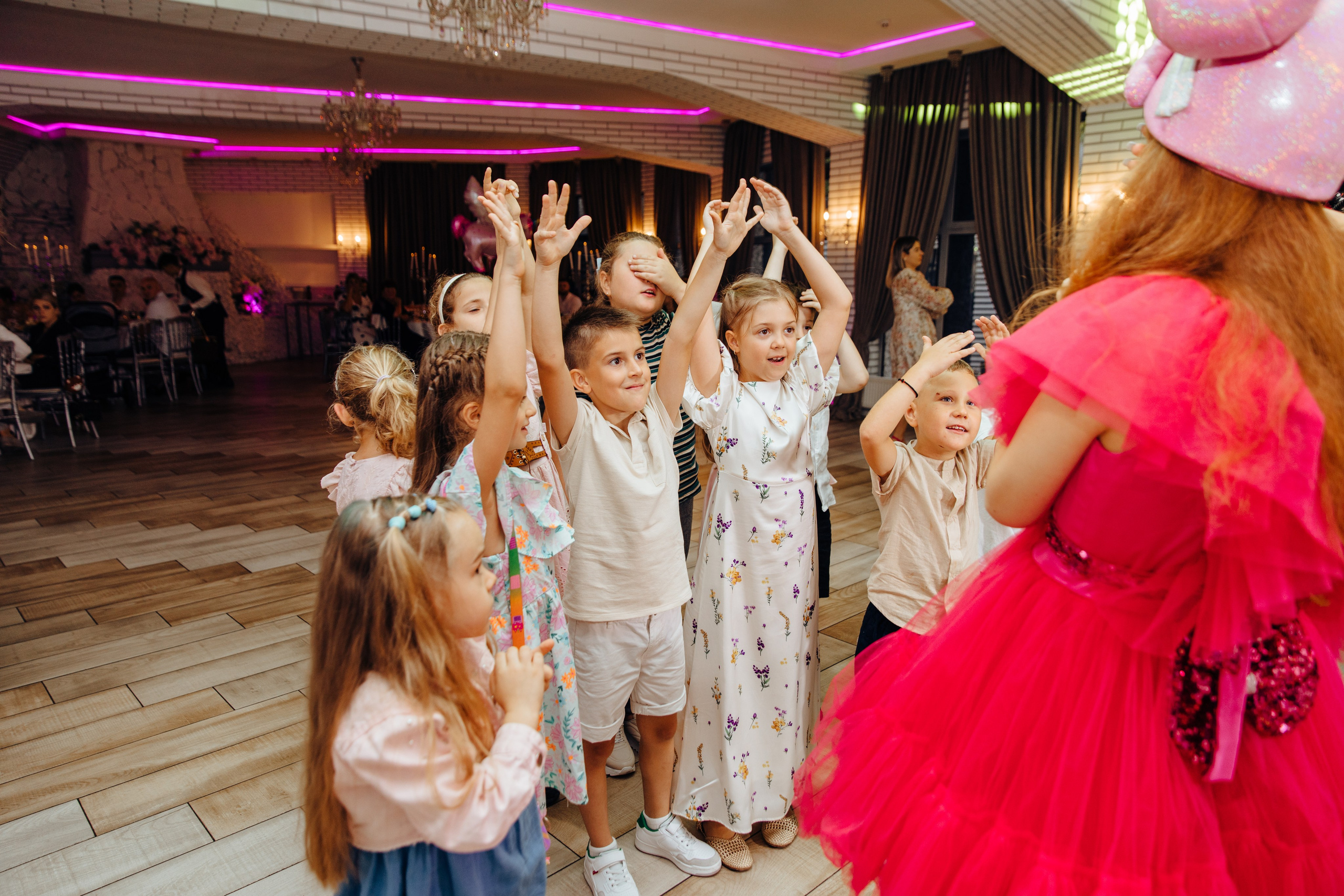 Antonia. Fotograf de nuntă și evenimente private!