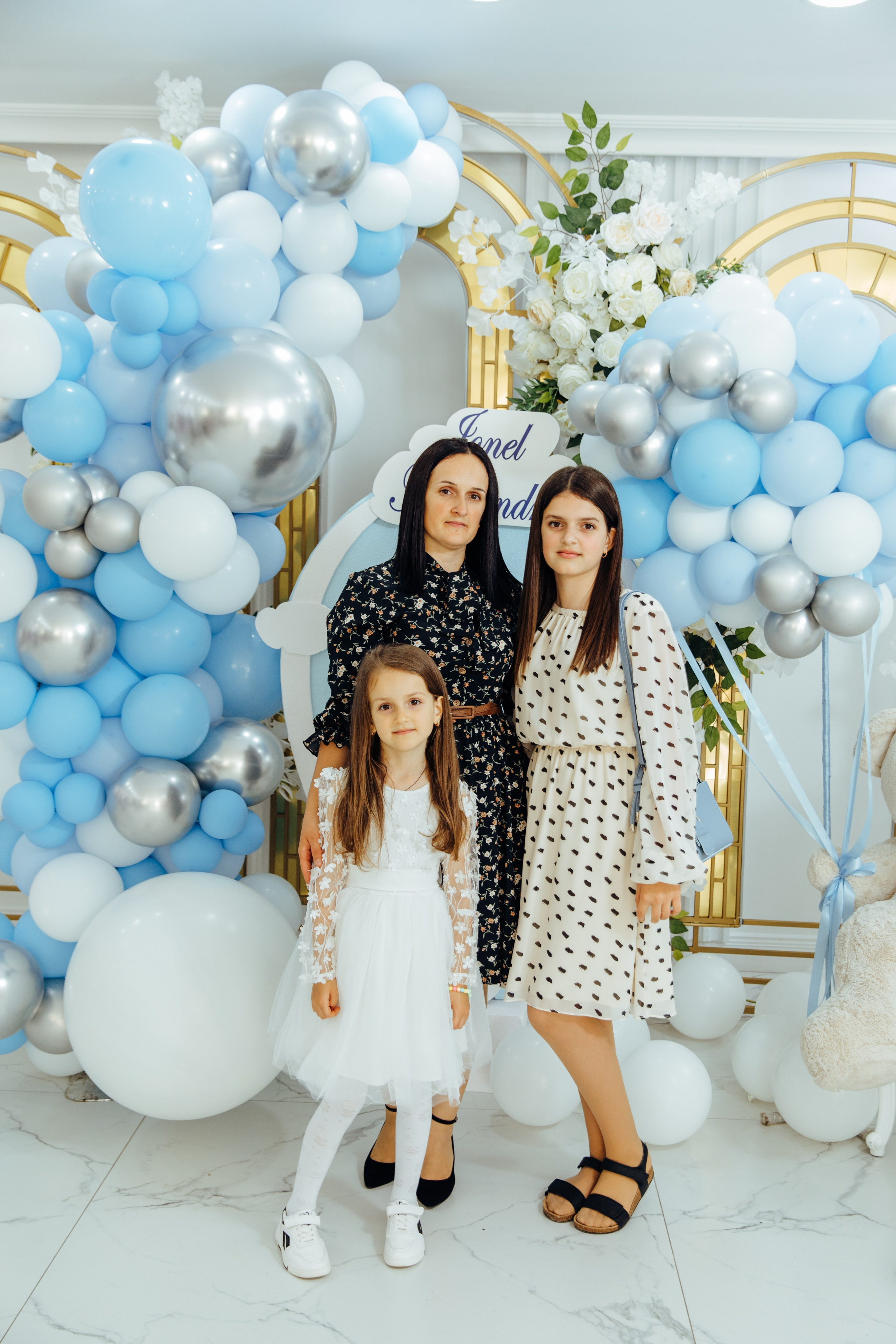 Ionel-Alessandro. Fotograf de nuntă și evenimente private!