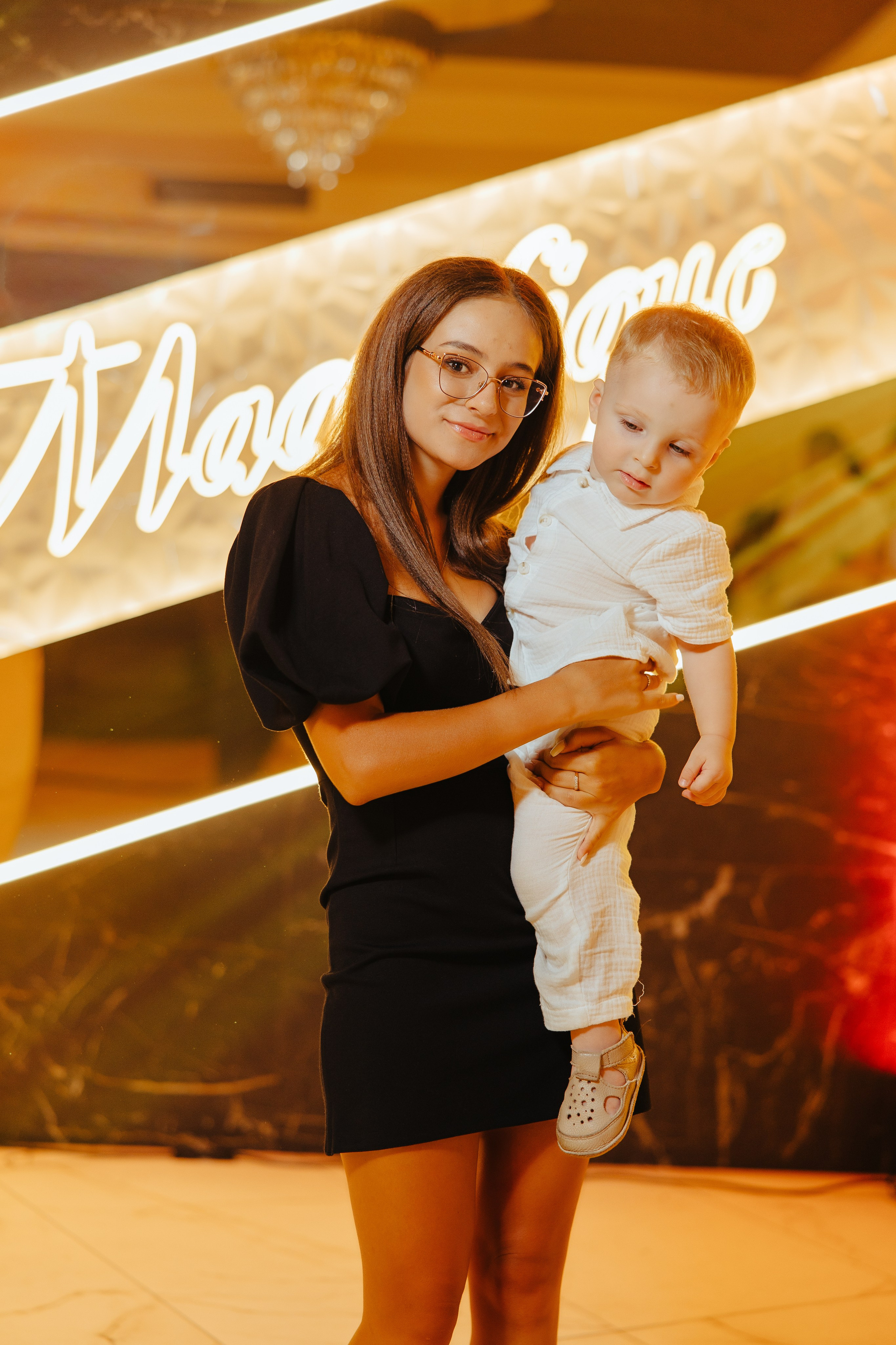 Delia. Fotograf de nuntă și evenimente private!