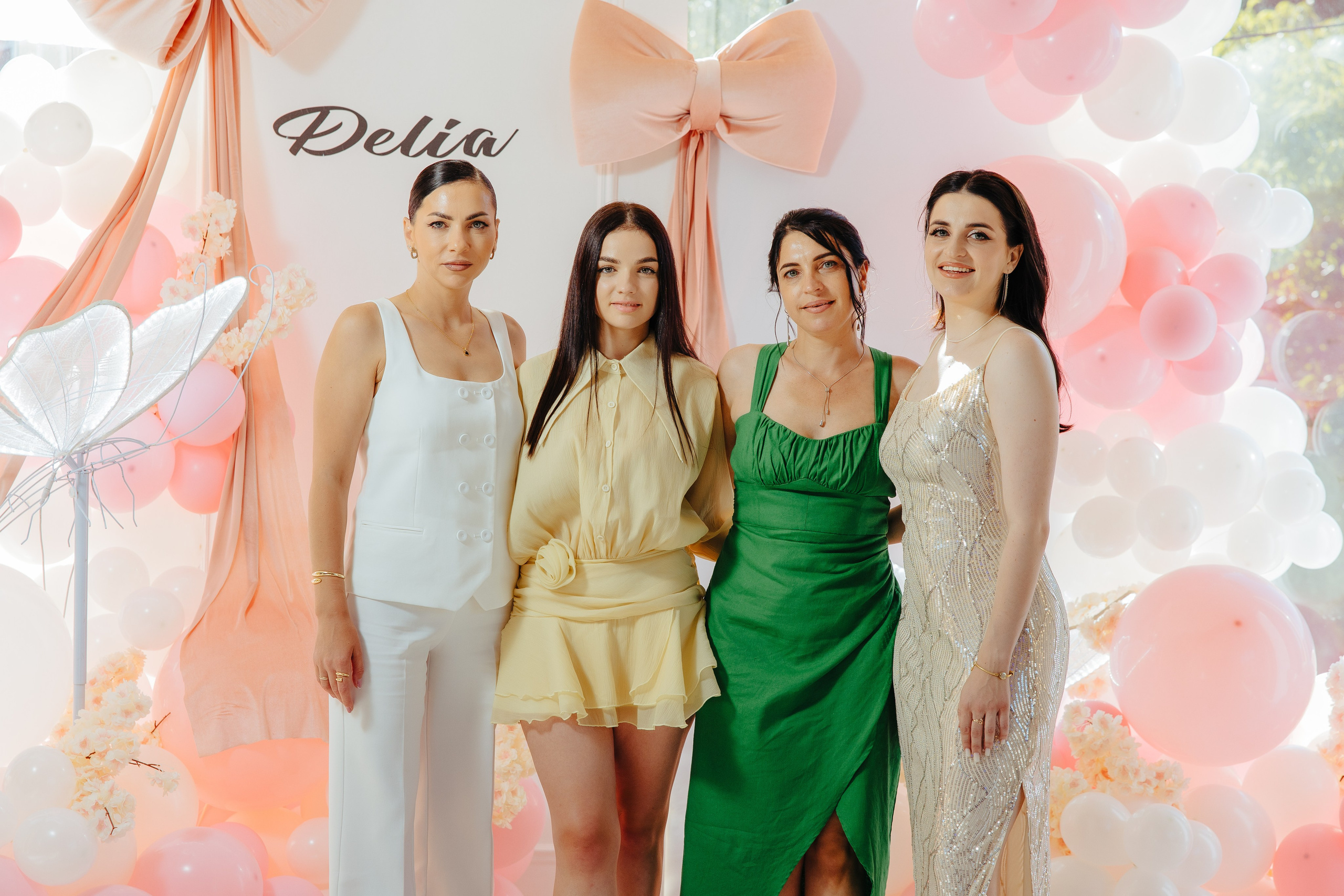 Delia. Fotograf de nuntă și evenimente private!