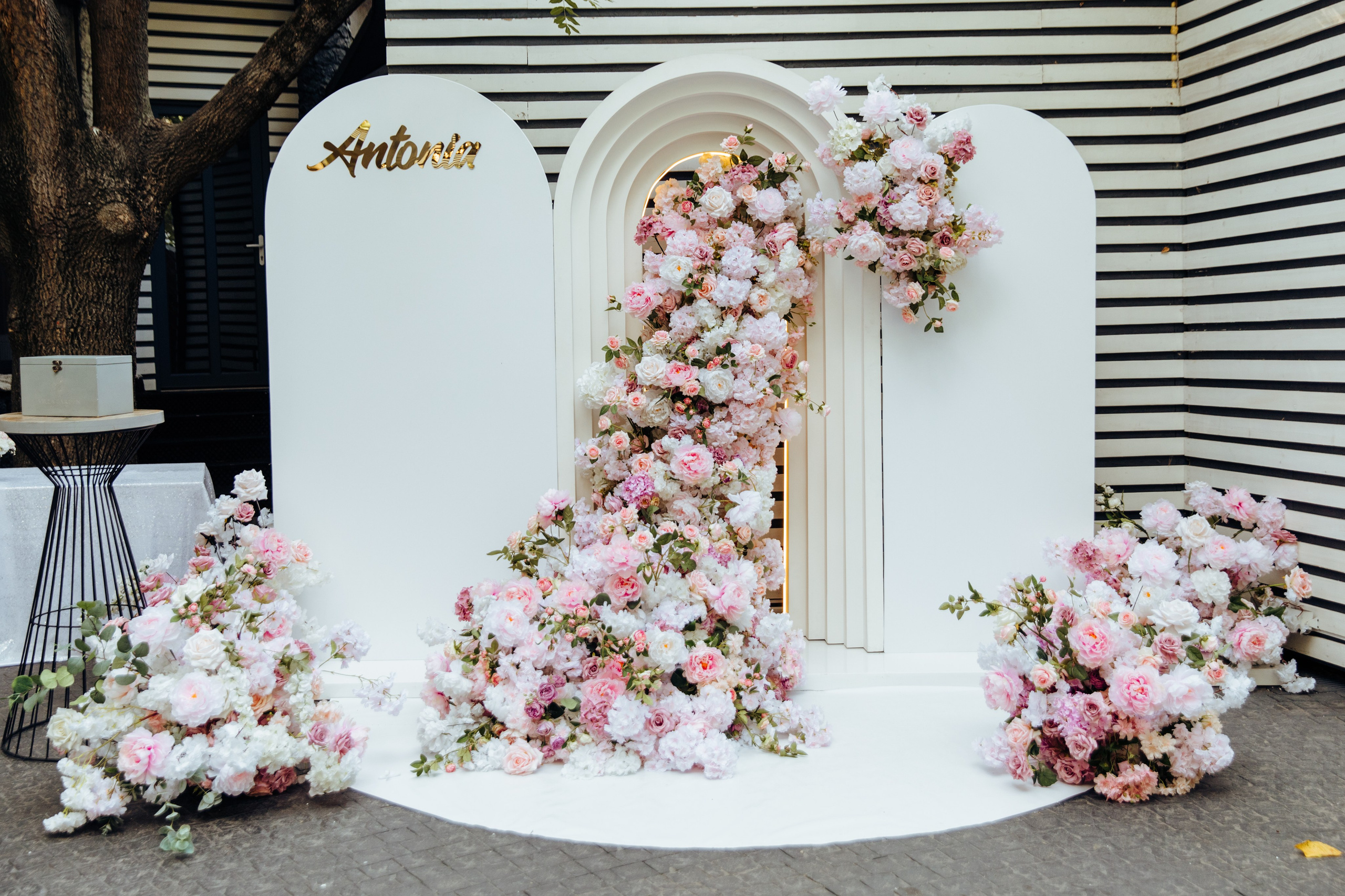 Antonia. Fotograf de nuntă și evenimente private!