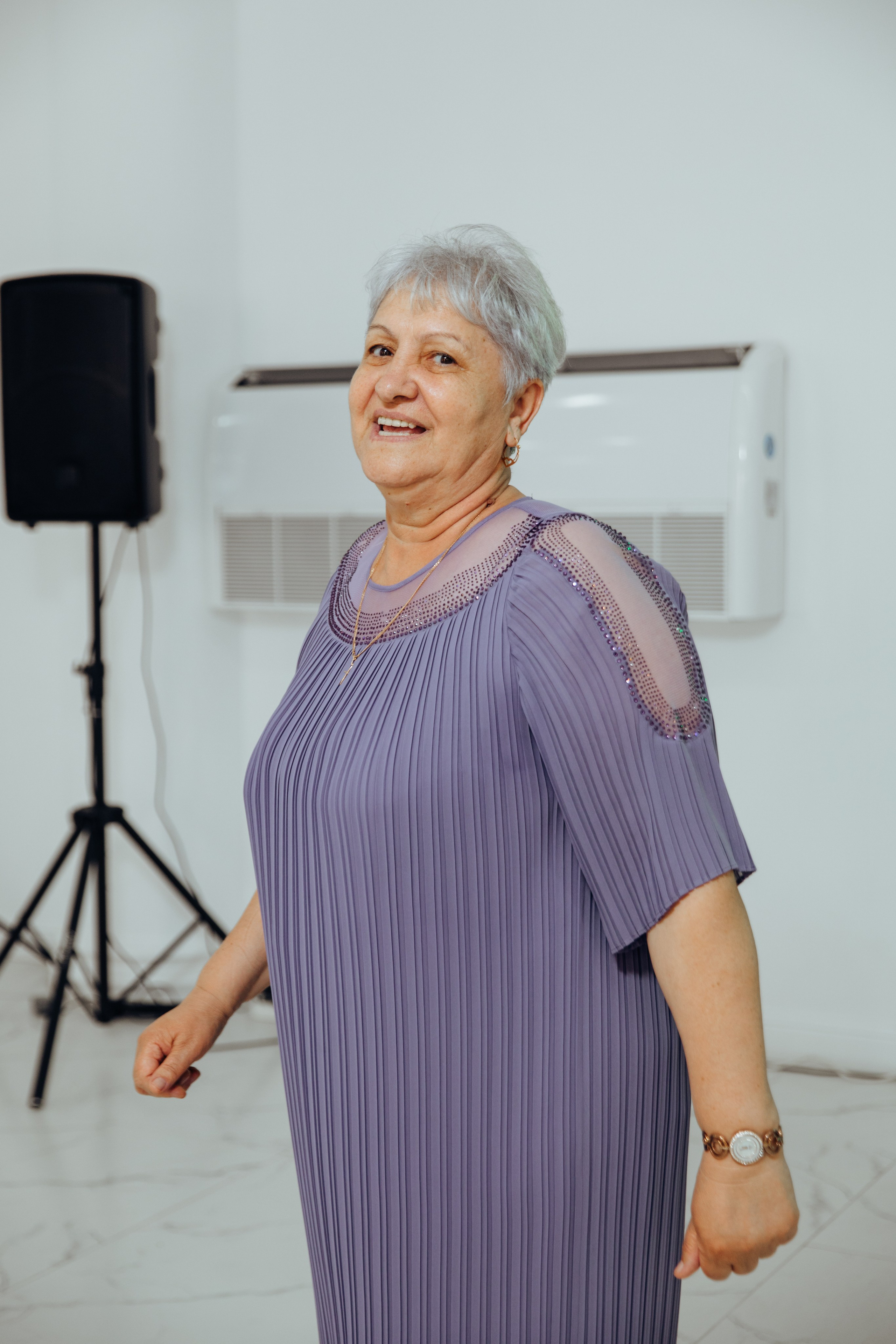 Ionel-Alessandro. Fotograf de nuntă și evenimente private!