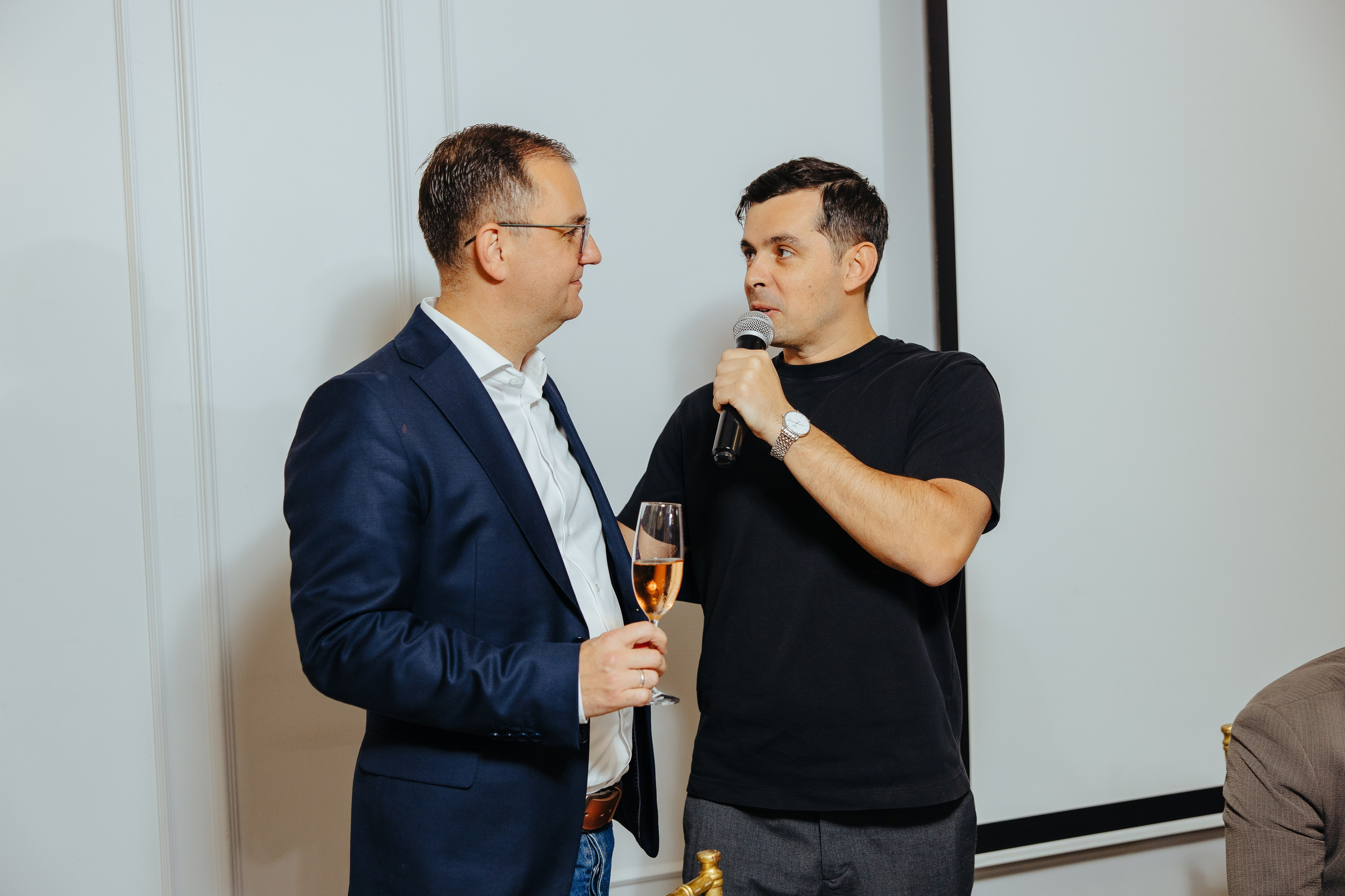 Mihai 40 ani. Fotograf de nuntă și evenimente private!