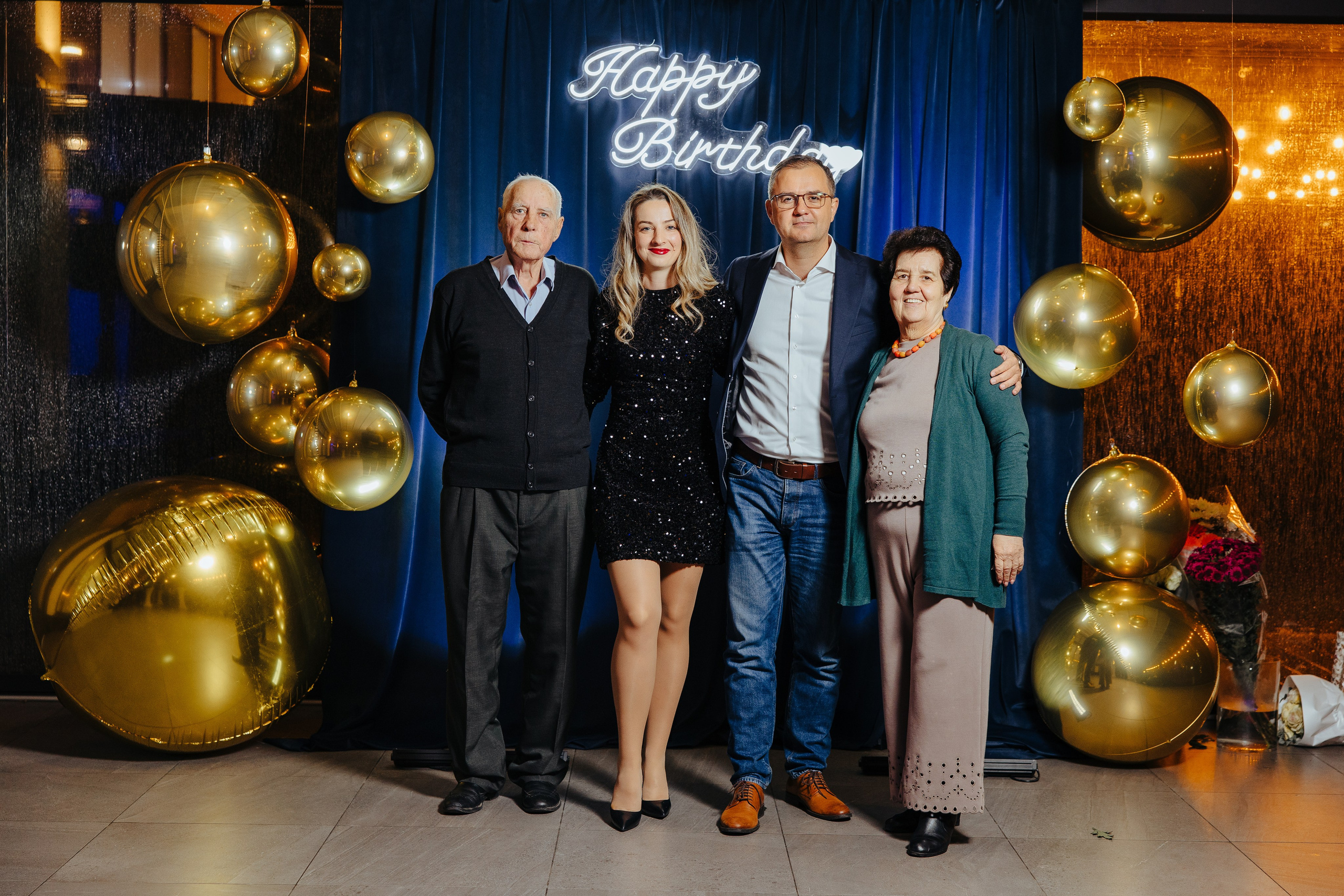 Mihai 40 ani. Fotograf de nuntă și evenimente private!